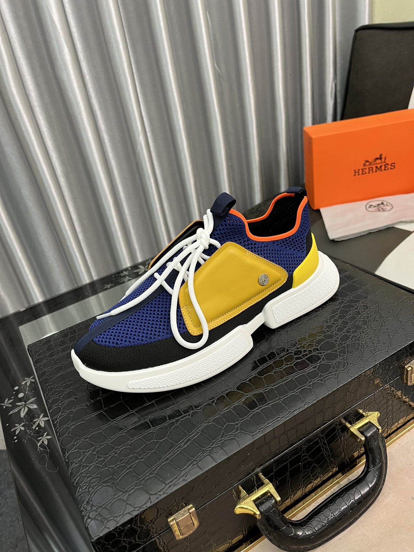 Hermes Expert sneaker 1 - vstockx