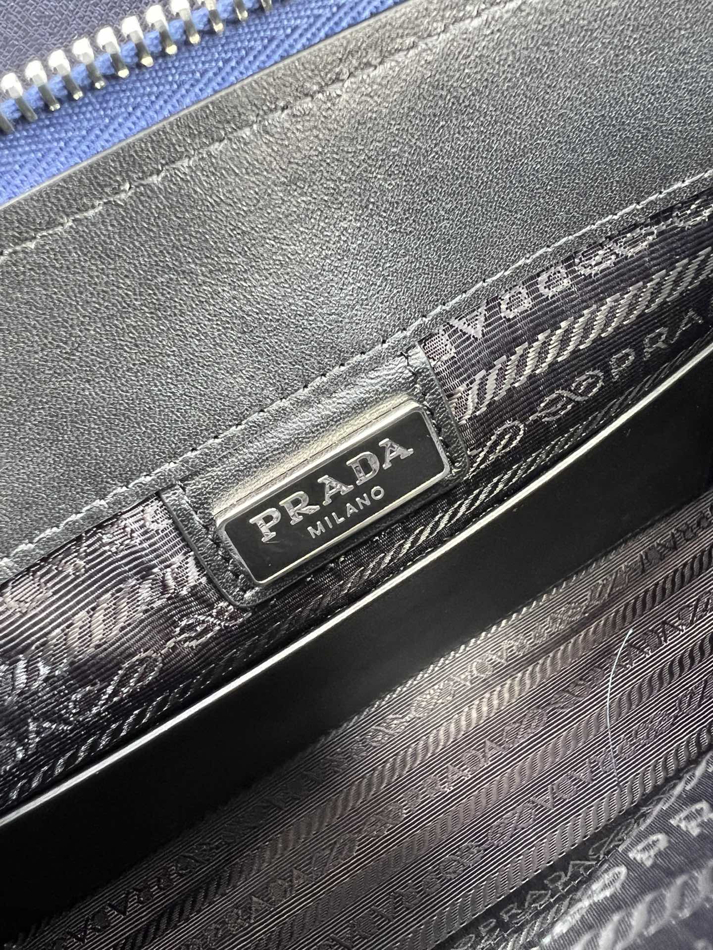 handbags prada 2VF039 25*7*5 - vstockx