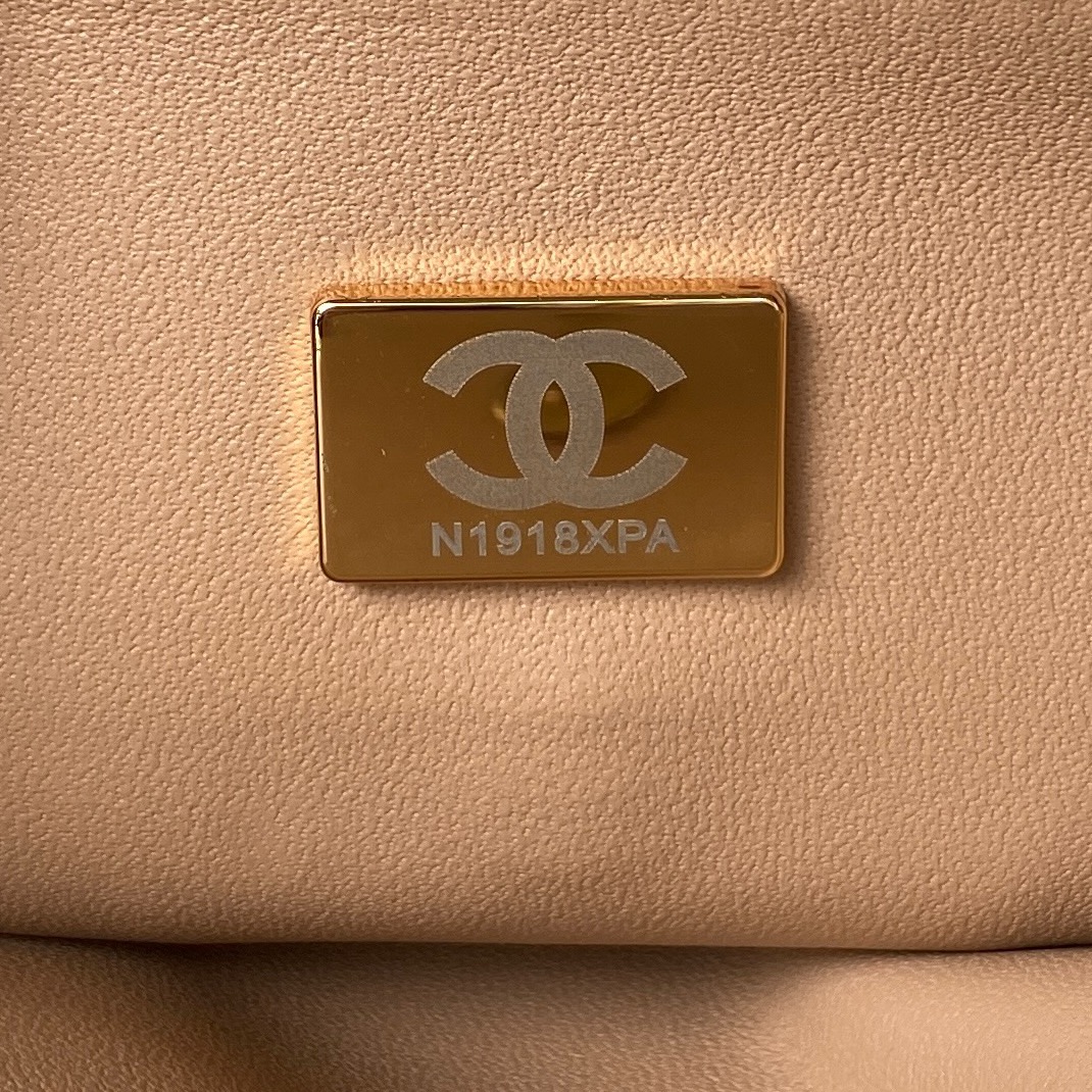 Handbags Chanel AS4286 size:15X21X9 cm - vstockx