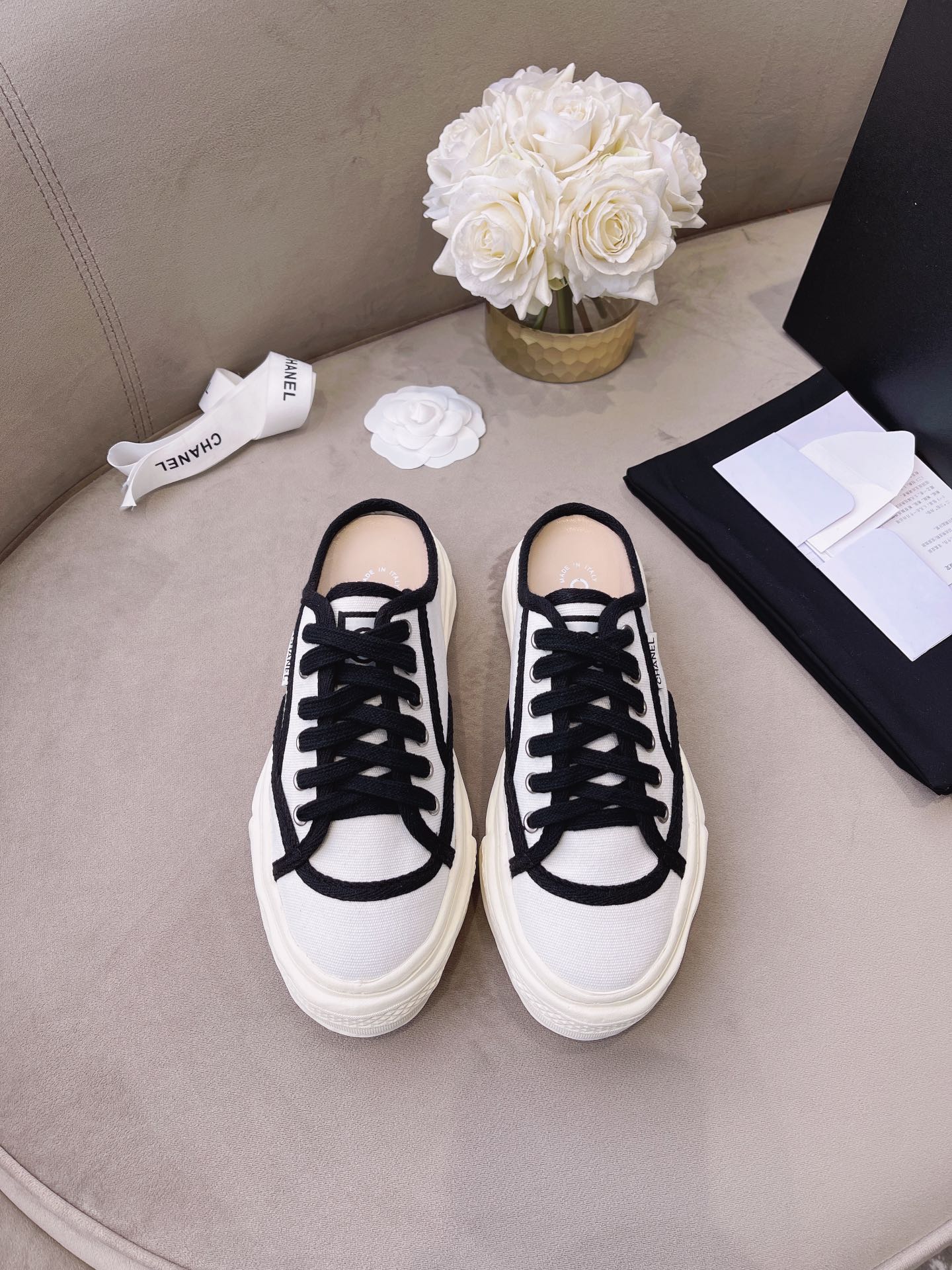 Chanel Platform Sneaker 24 - vstockx