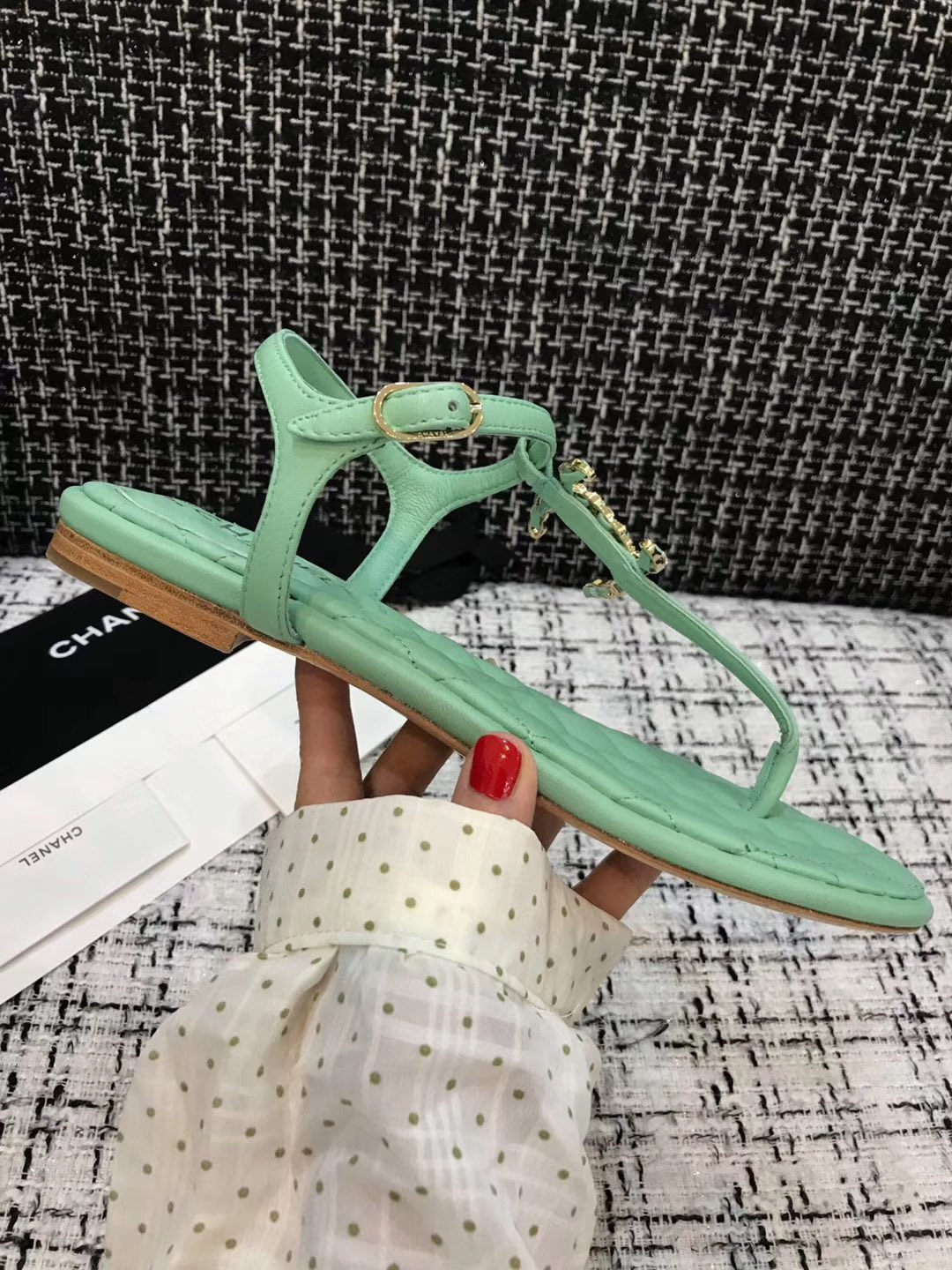 Chanel Slides 47 - vstockx