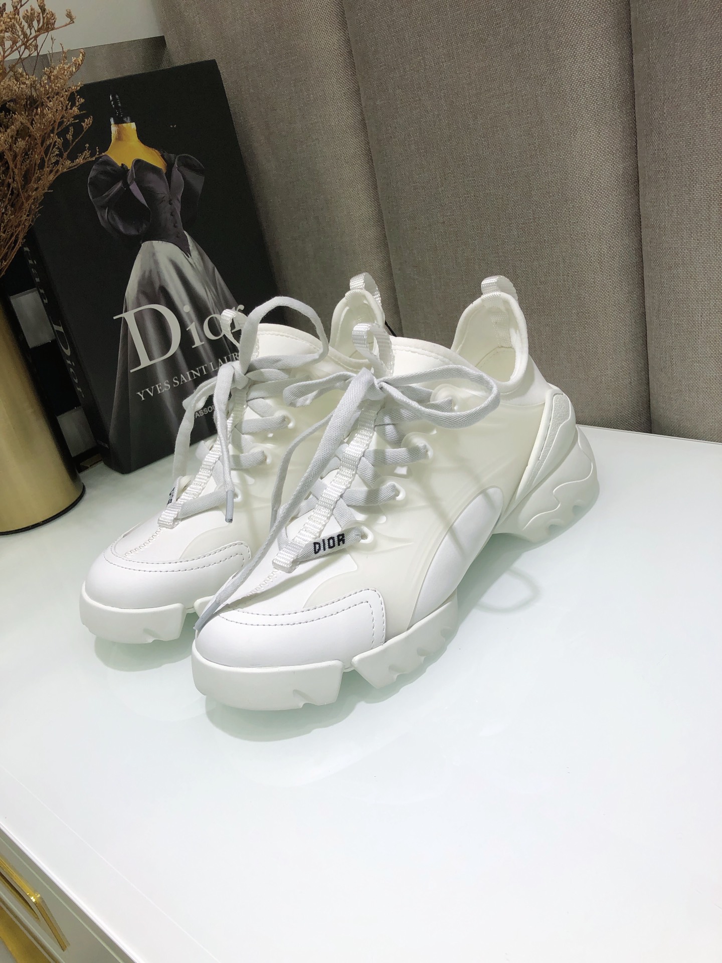 Dior D Connect White Neoprene (W) - vstockx