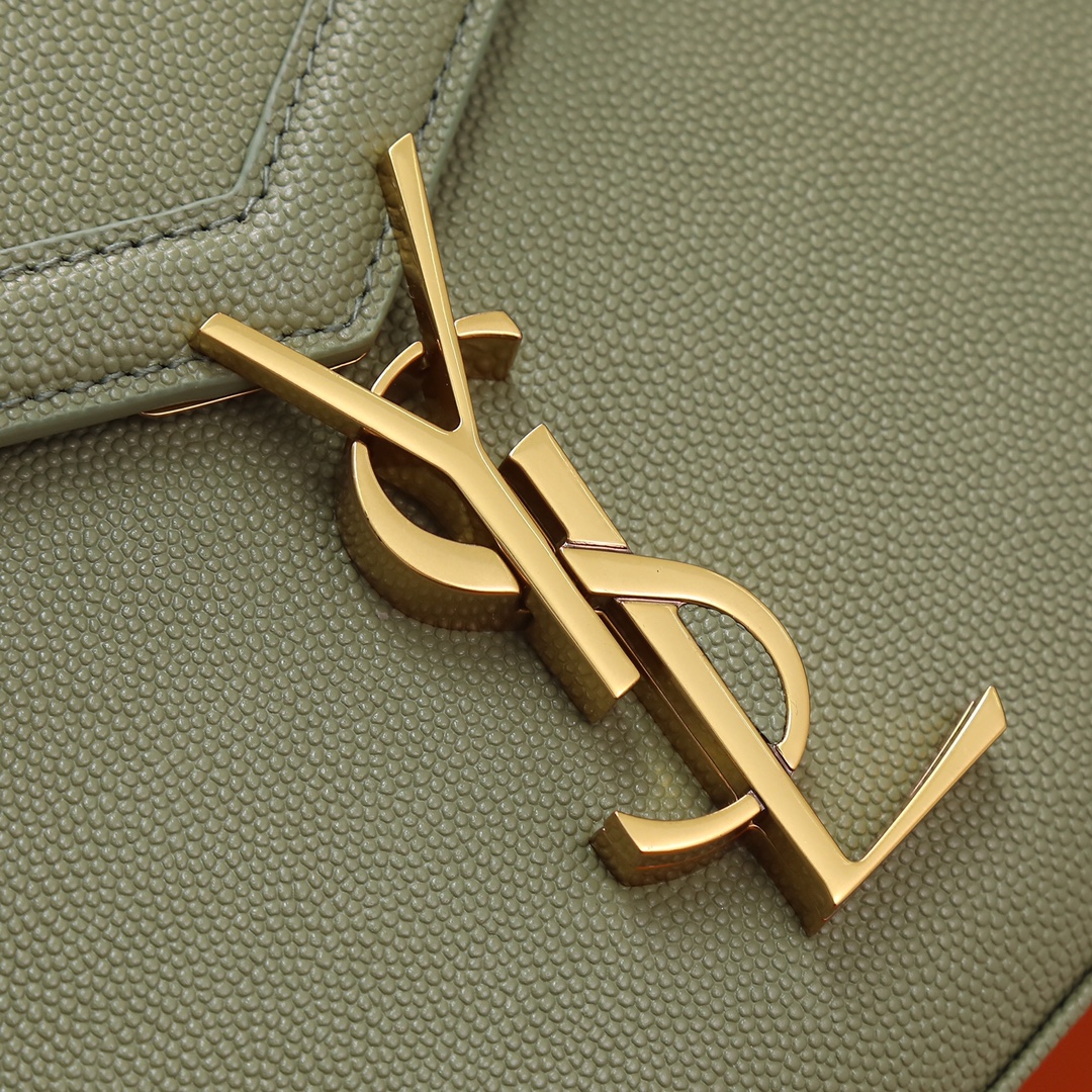 Handbags SAINT LAURENT 578000 size 24.5  20  11.5 cm - vstockx