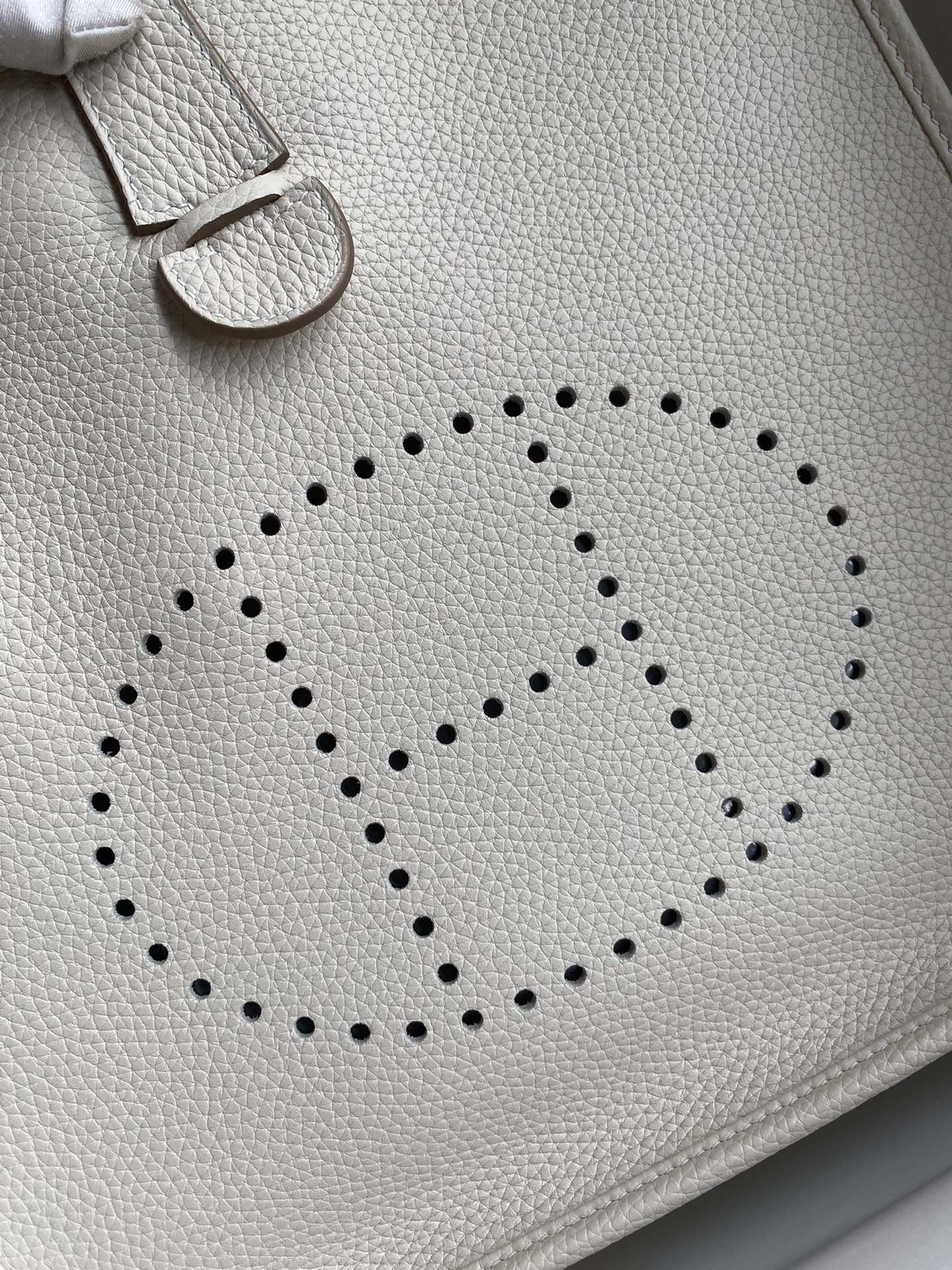 Handbags Hermes Evelyn size:29 cm - vstockx