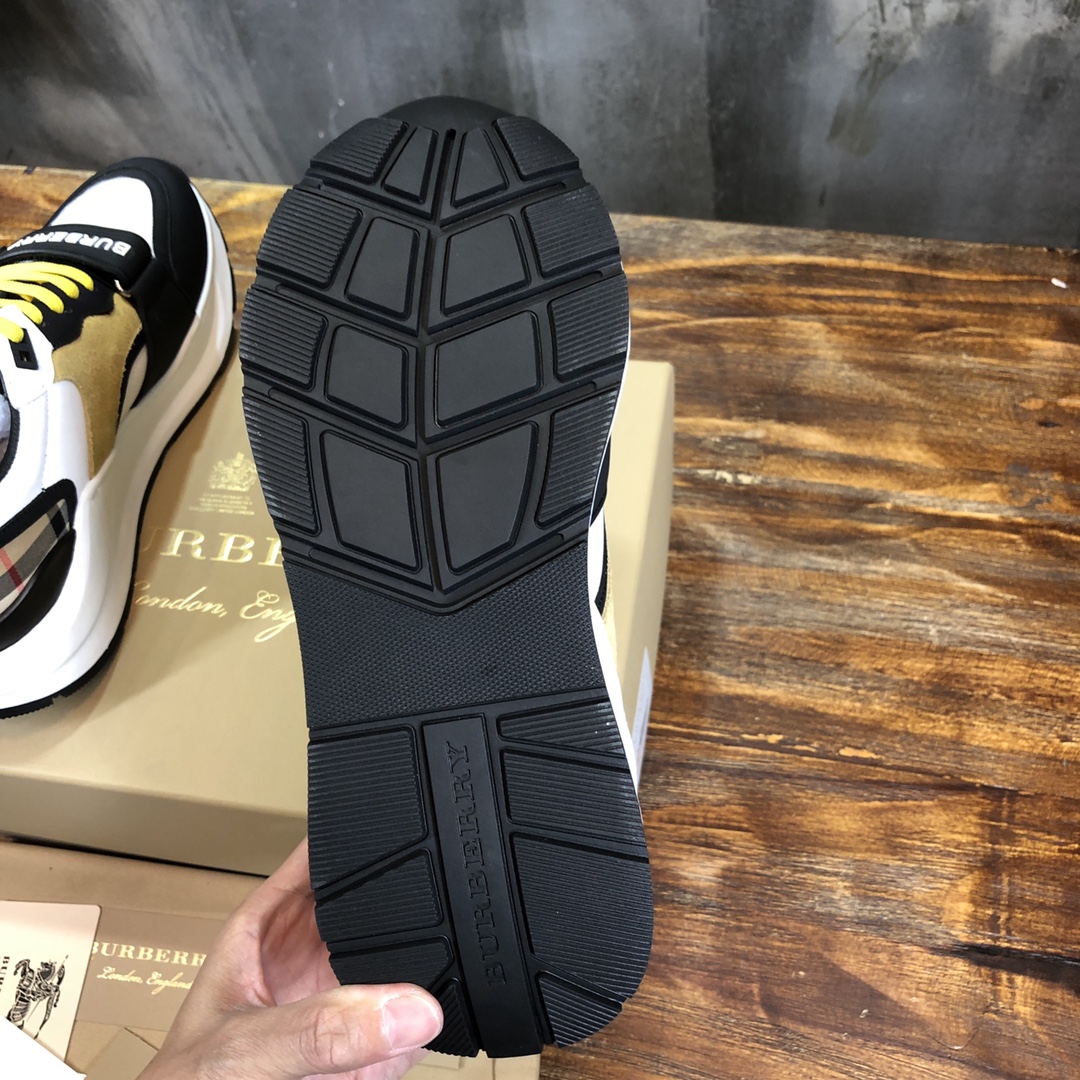 Burberry Vintage Sneaker 7 - vstockx