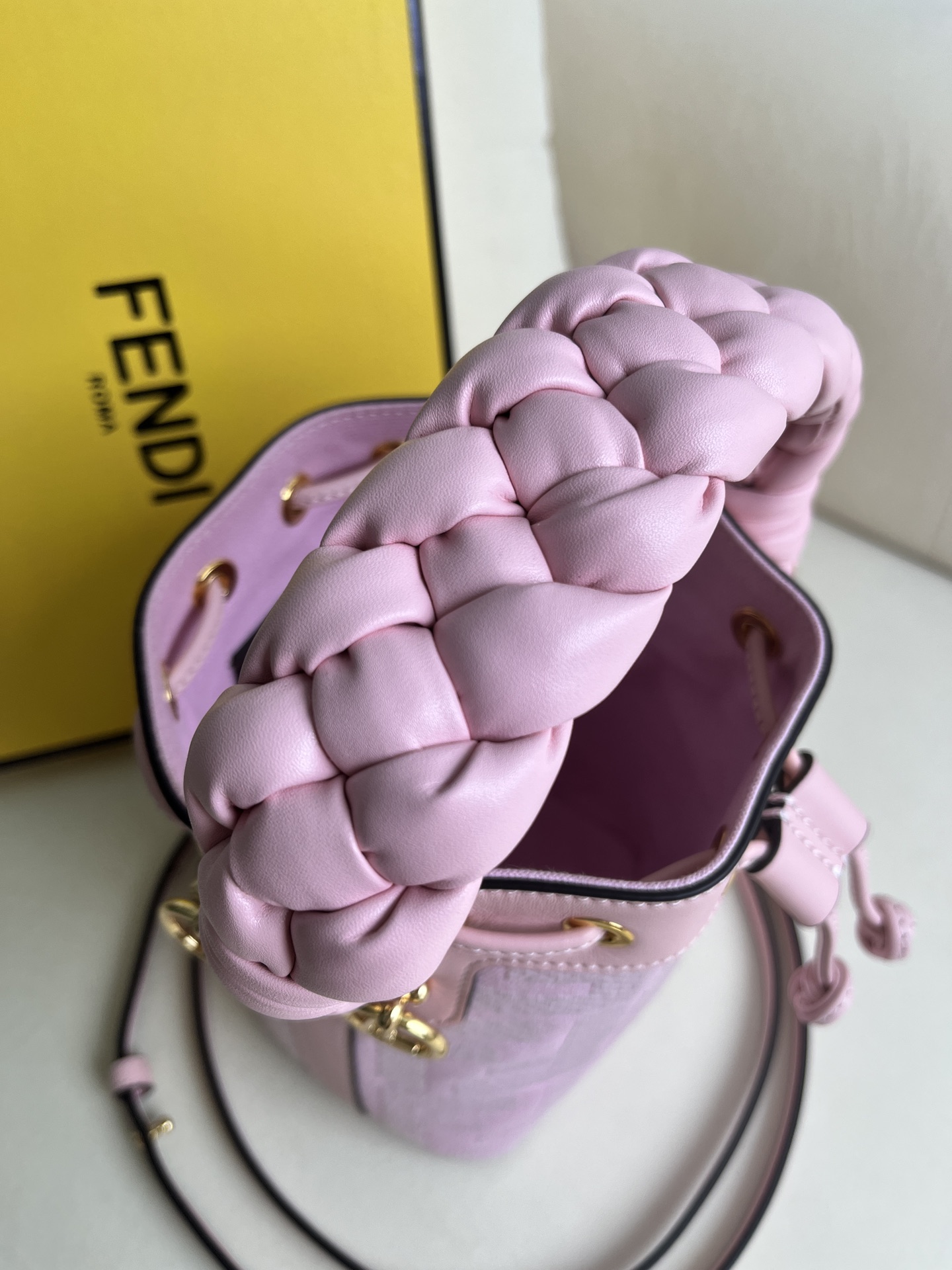 handbags FENDI 038 size:12*18*10cm - vstockx