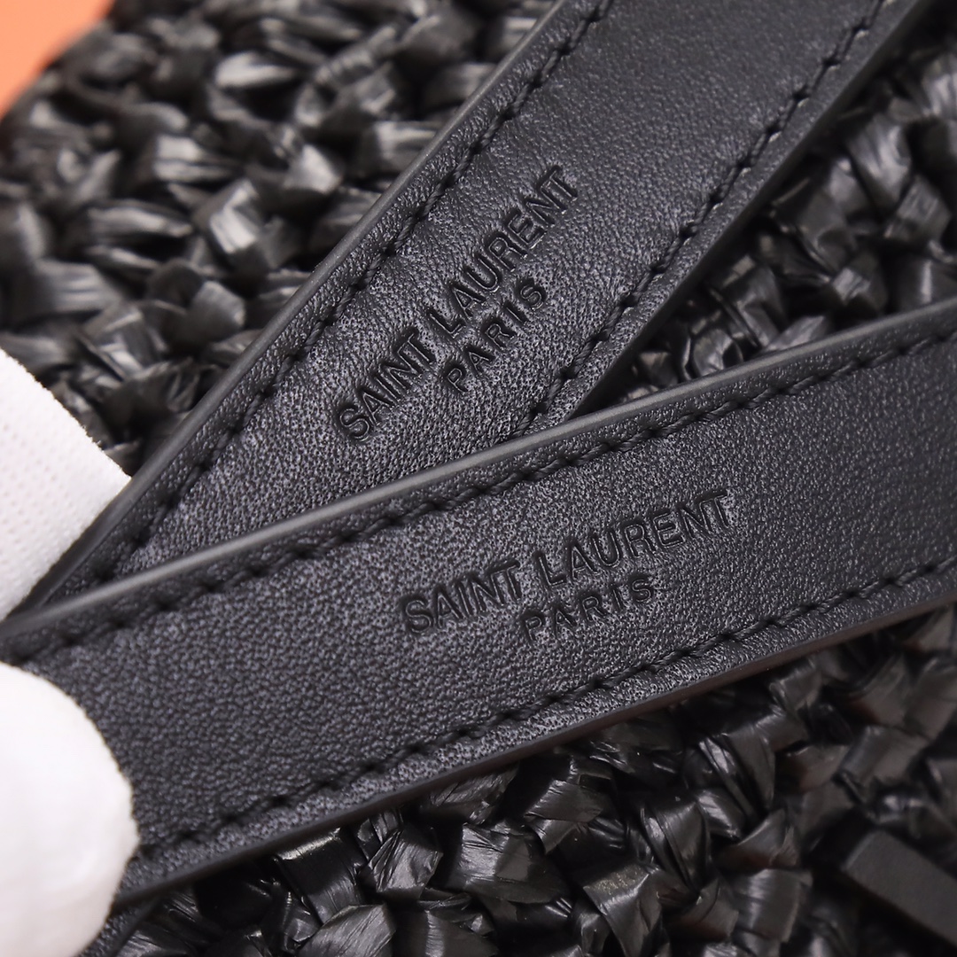 Handbags SAINT LAURENT 633158 size 28  20.5  8.5 cm - vstockx