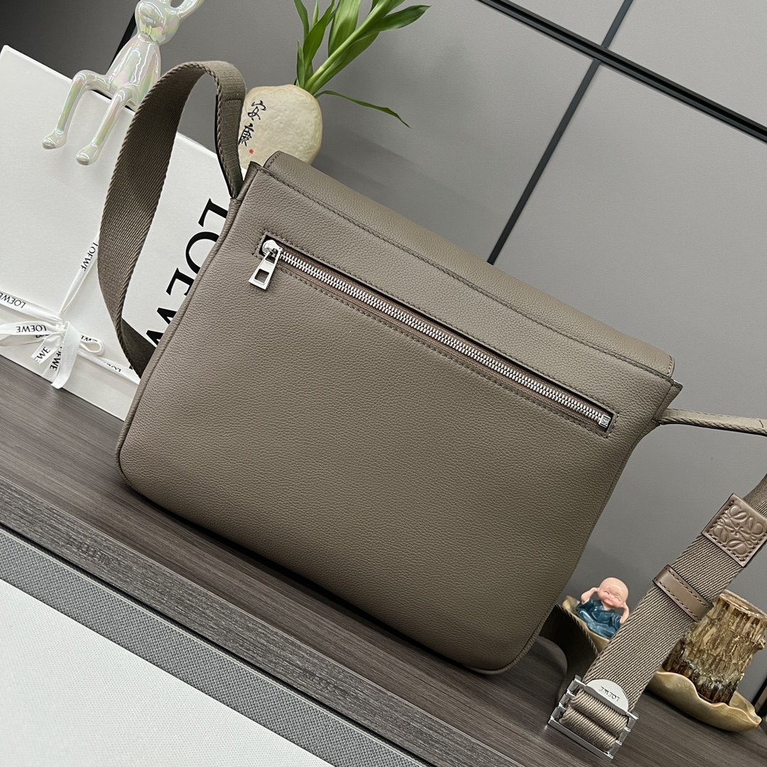Handbags LOEWE 11360 size:33X25X10 cm - vstockx