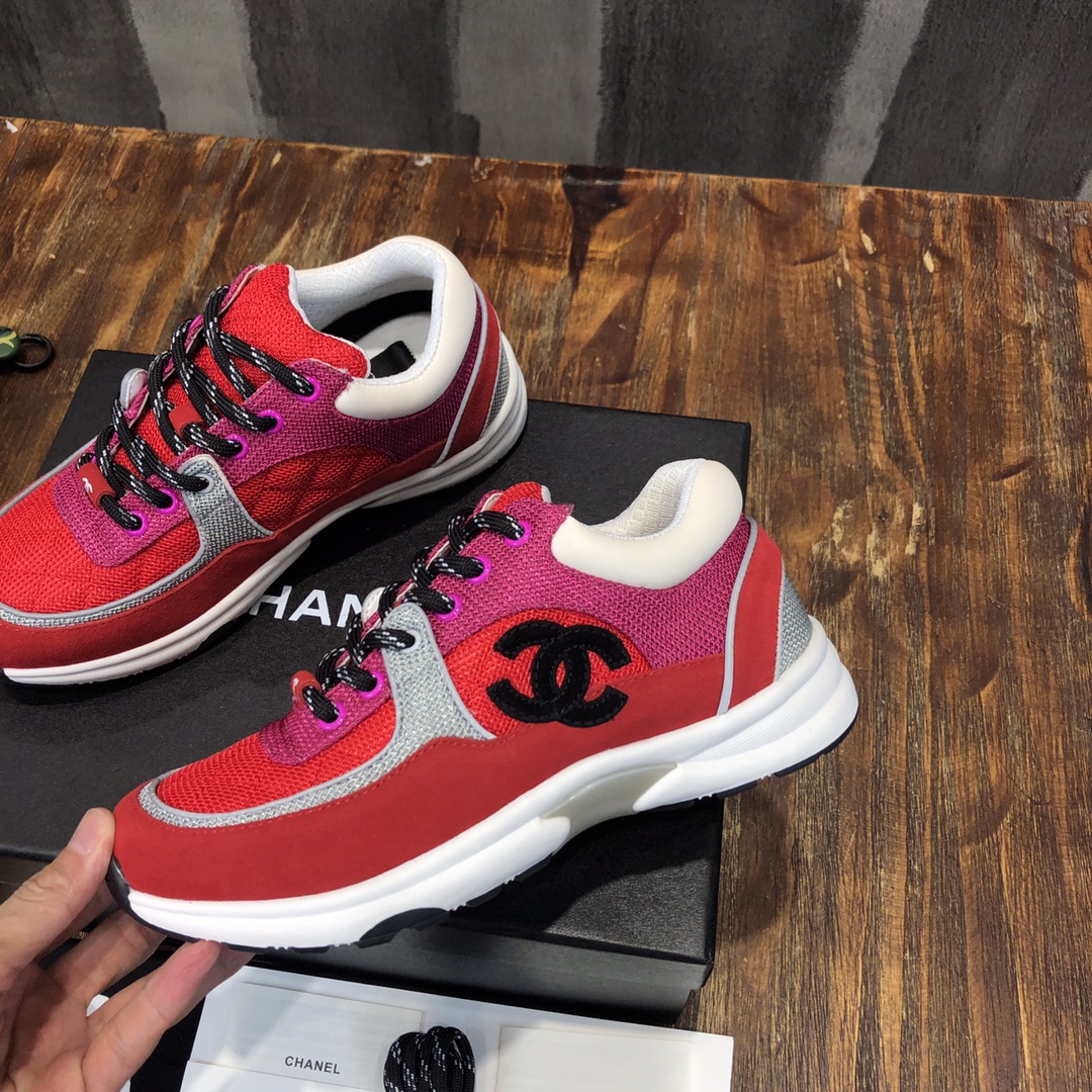 Chanel Fabric & Suede Calfskin Low Top Sneaker 1 - vstockx