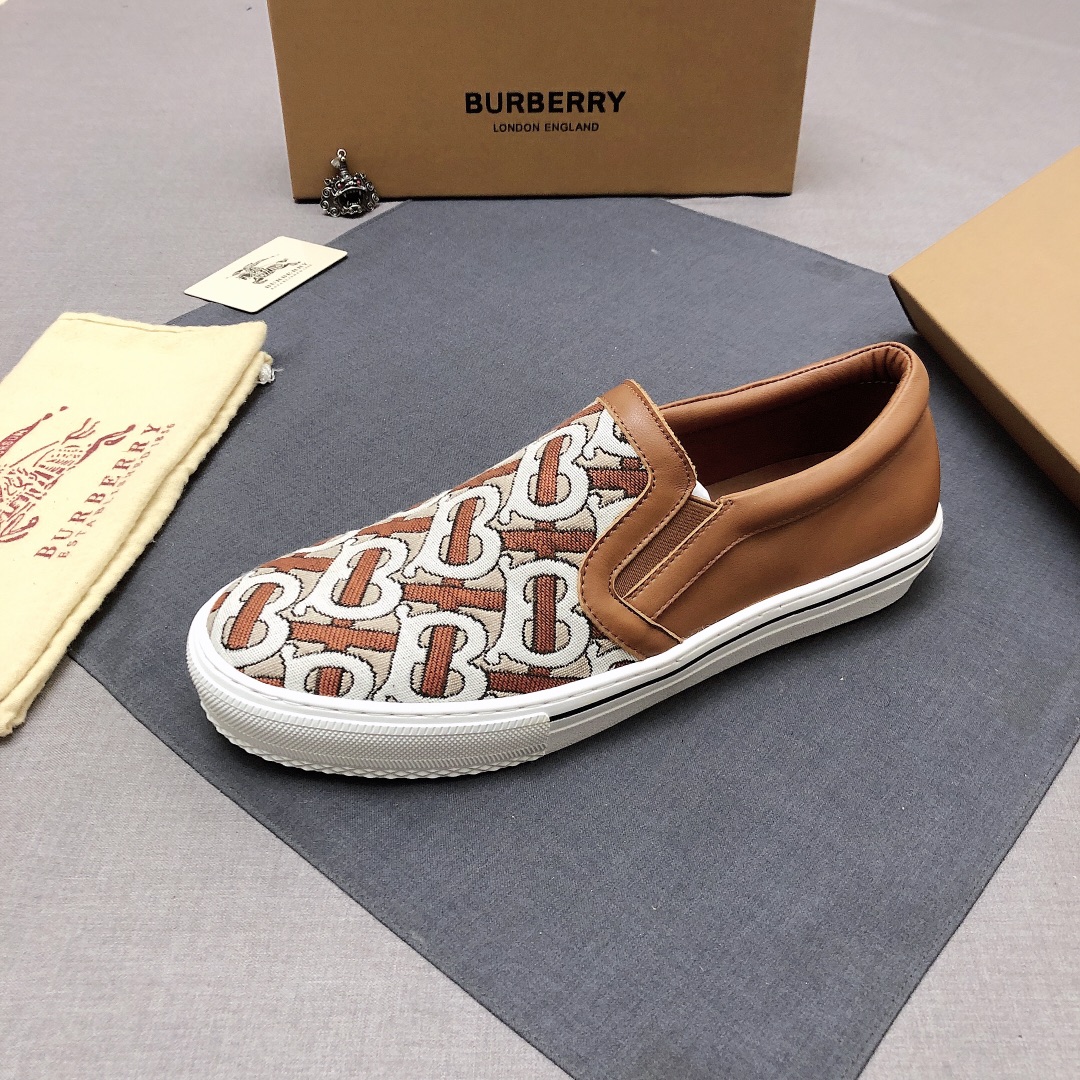 Burberry Perforated Check Sneaker 4 - vstockx