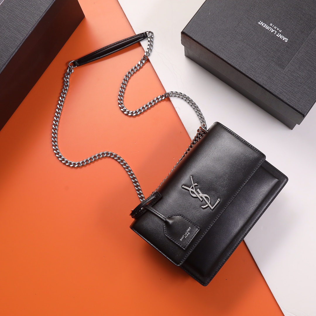 Handbags SAINT LAURENT 442906 size 22x8x16 cm - vstockx