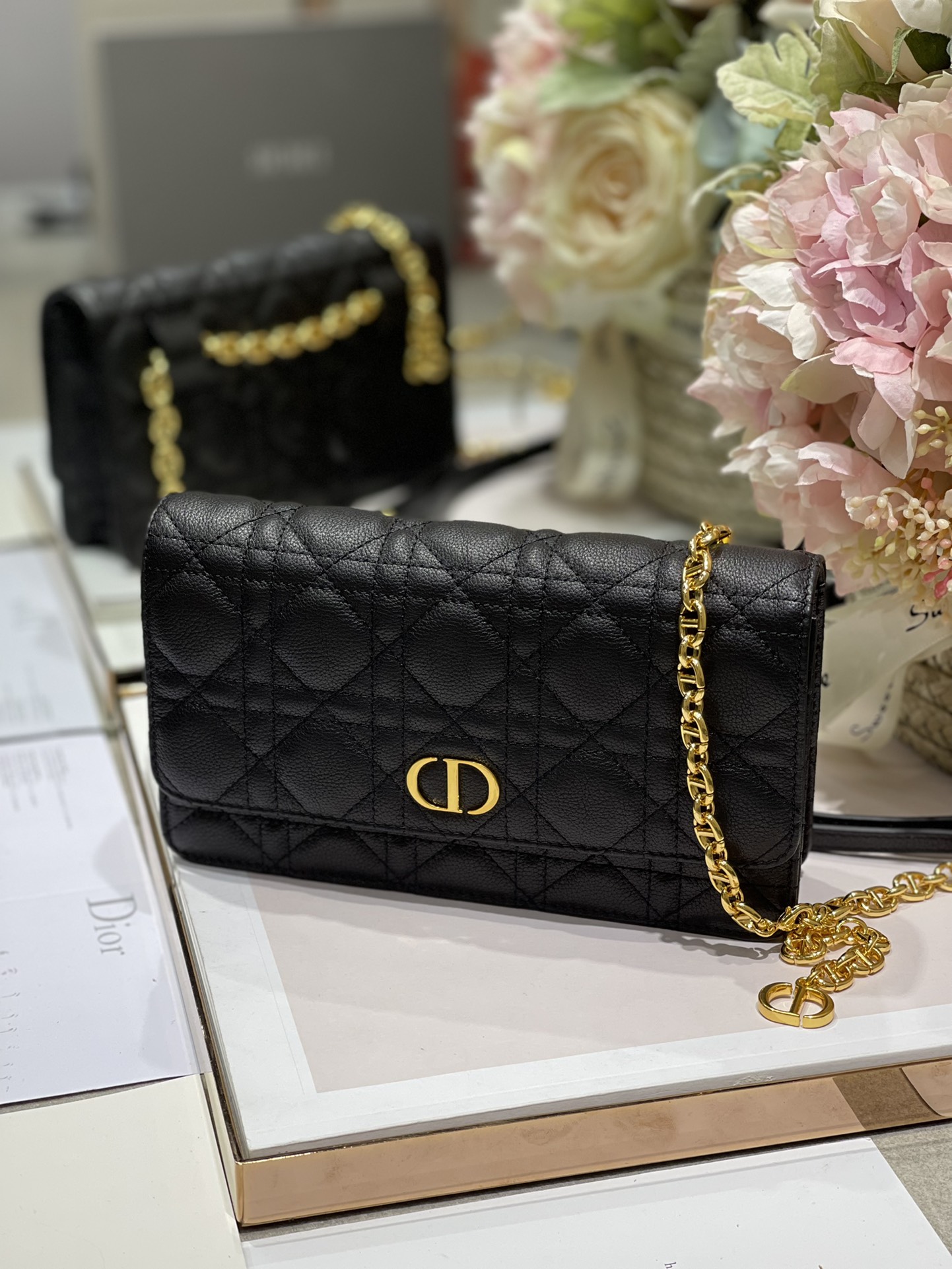 Handbag Dior 5091 size 20 x 11.5 x 3.5 cm - vstockx