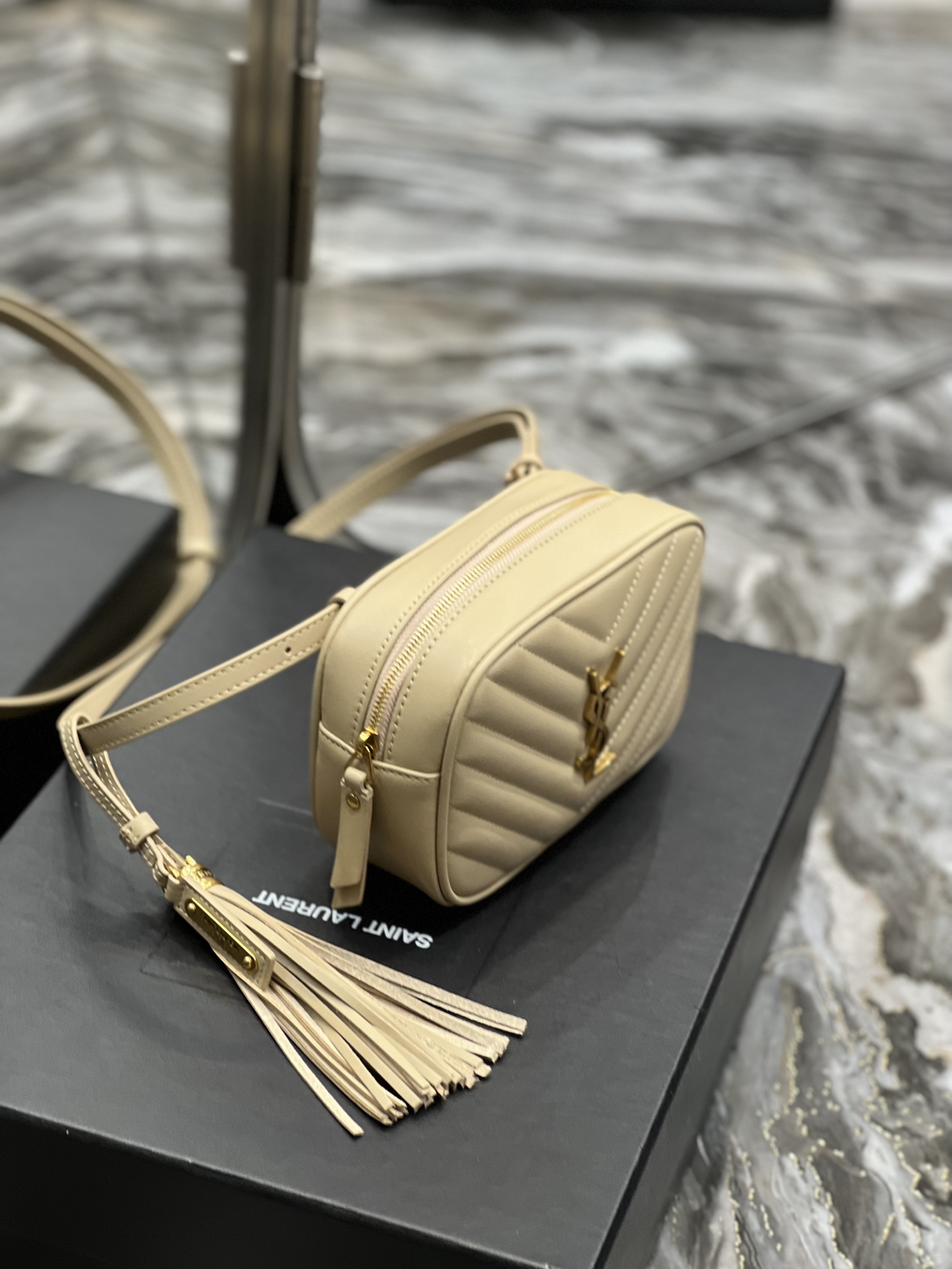 Handbags SAINT LAURENT 534817 size 15.5x10.5x5.5 cm - vstockx