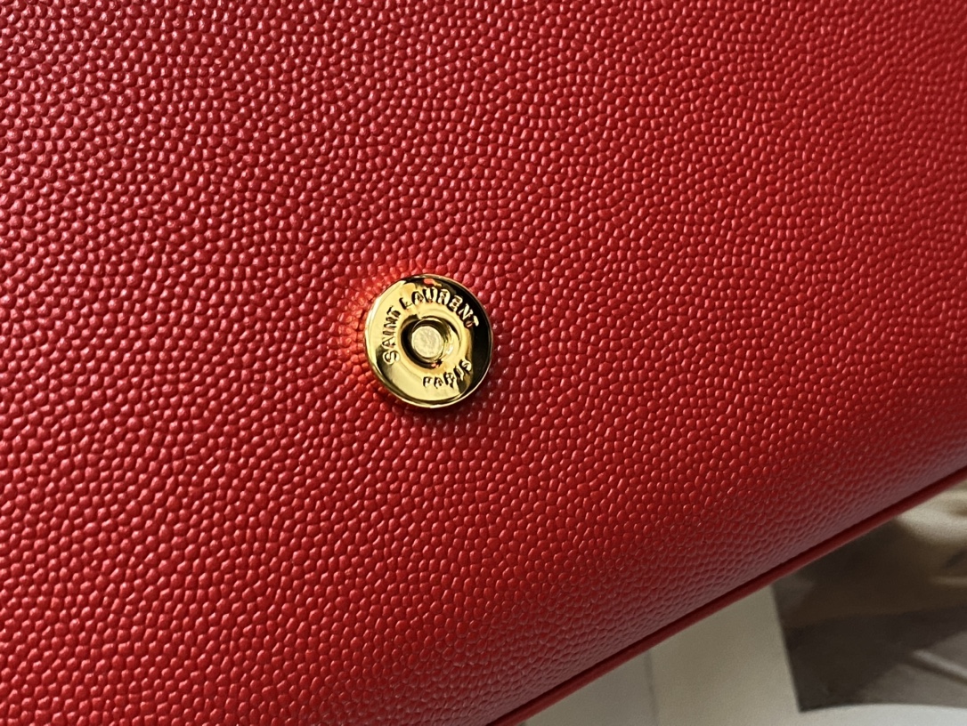 Handbags SAINT LAURENT 469390 size 20x12.5x5 cm - vstockx