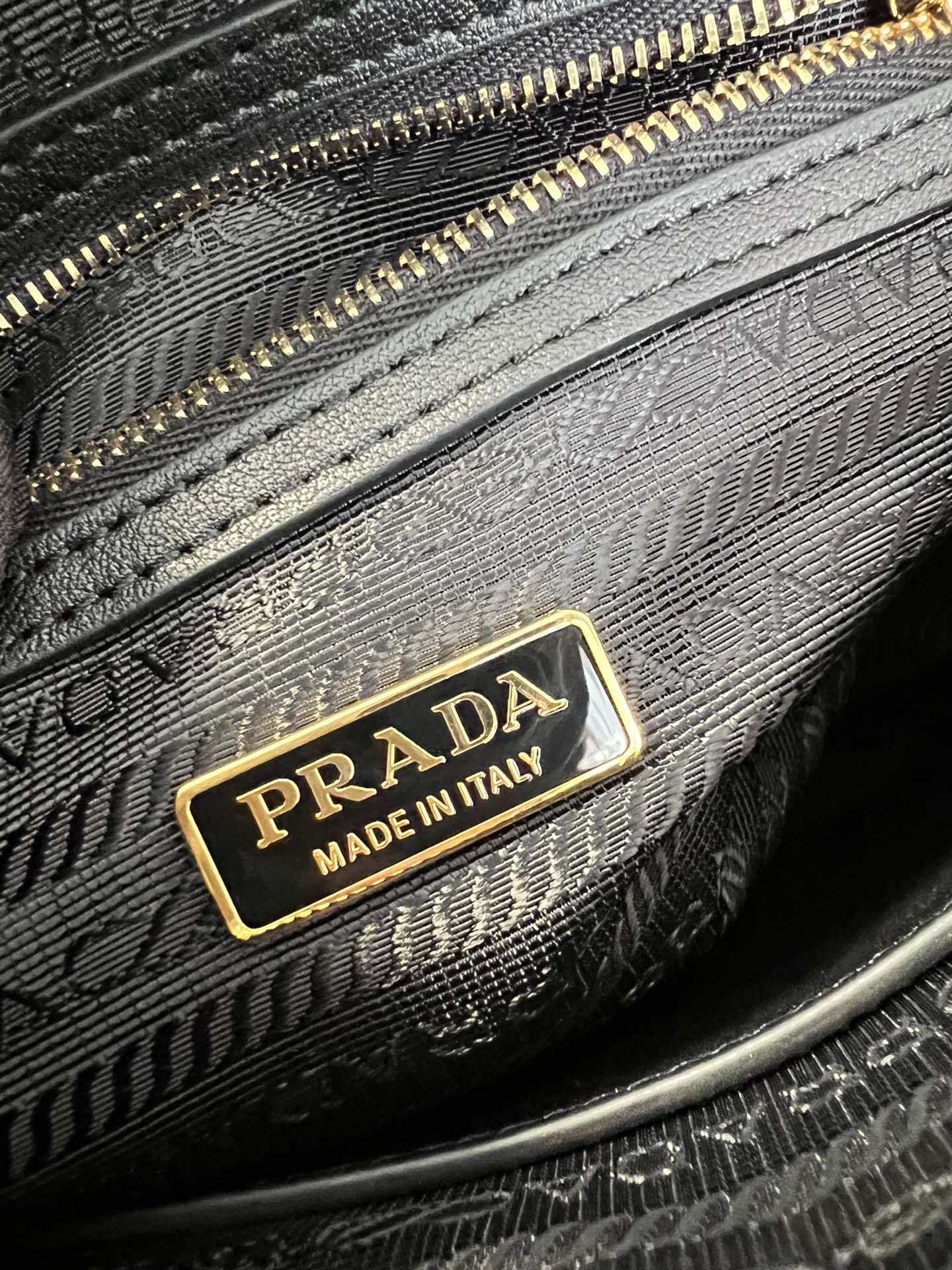 handbags prada 1BA846 20*14*11 - vstockx