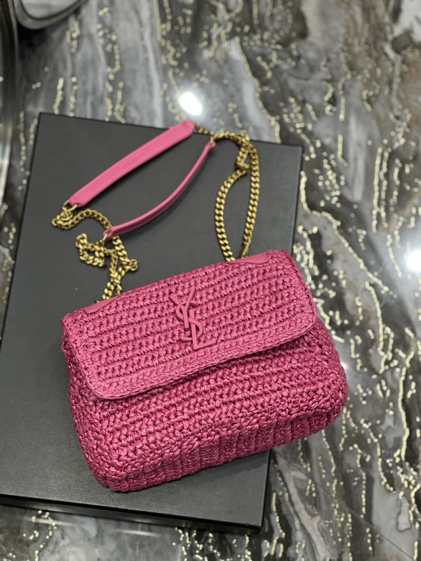 Handbags SAINT LAURENT 633151 size 22  16.5  12 cm - vstockx