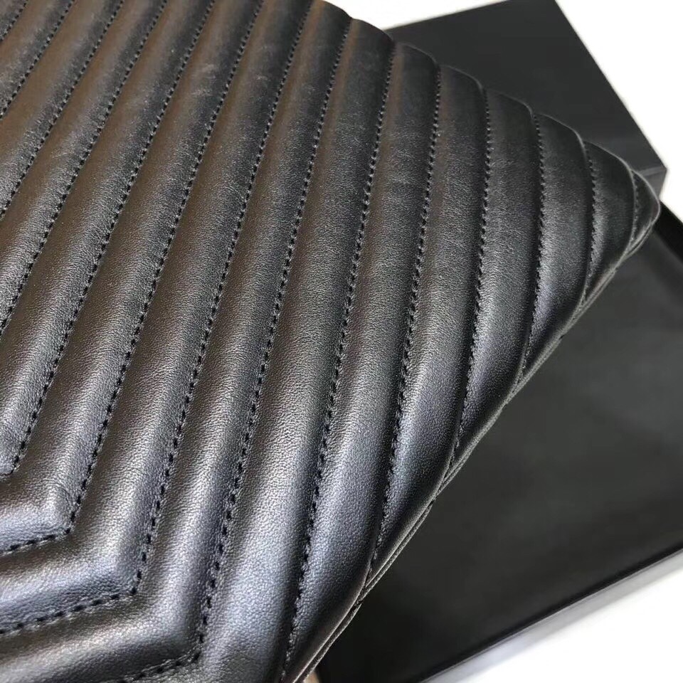 Handbags SAINT LAURENT 440222 size 36  24.5  2.5 cm - vstockx