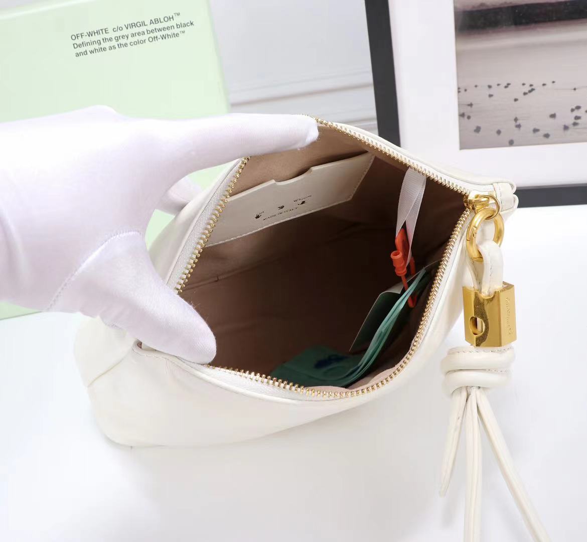 handbags OFF-White 553  4553760  size:17*14*7cm - vstockx