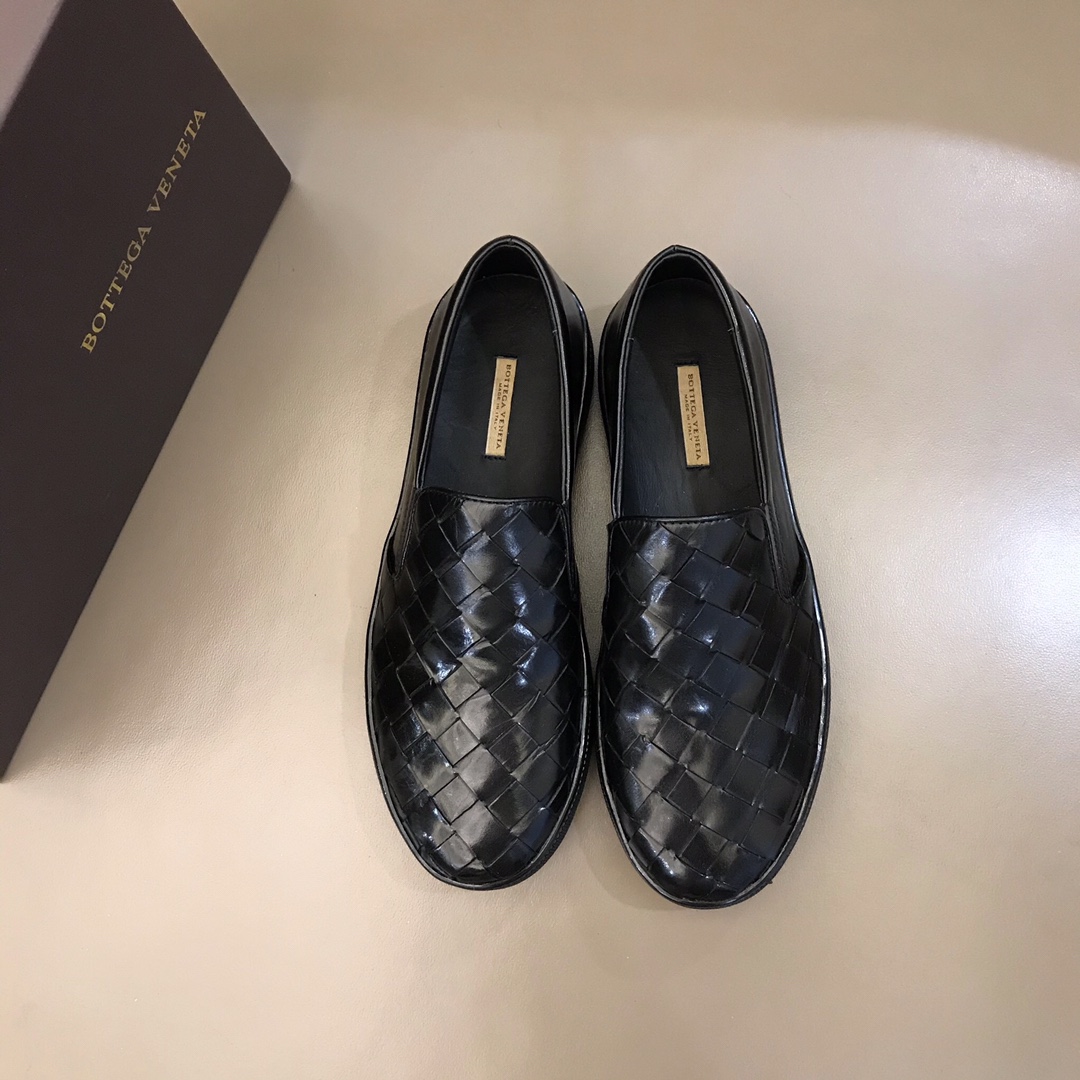 Bottega Veneta Intrecciato Leather Loafers 1 - vstockx