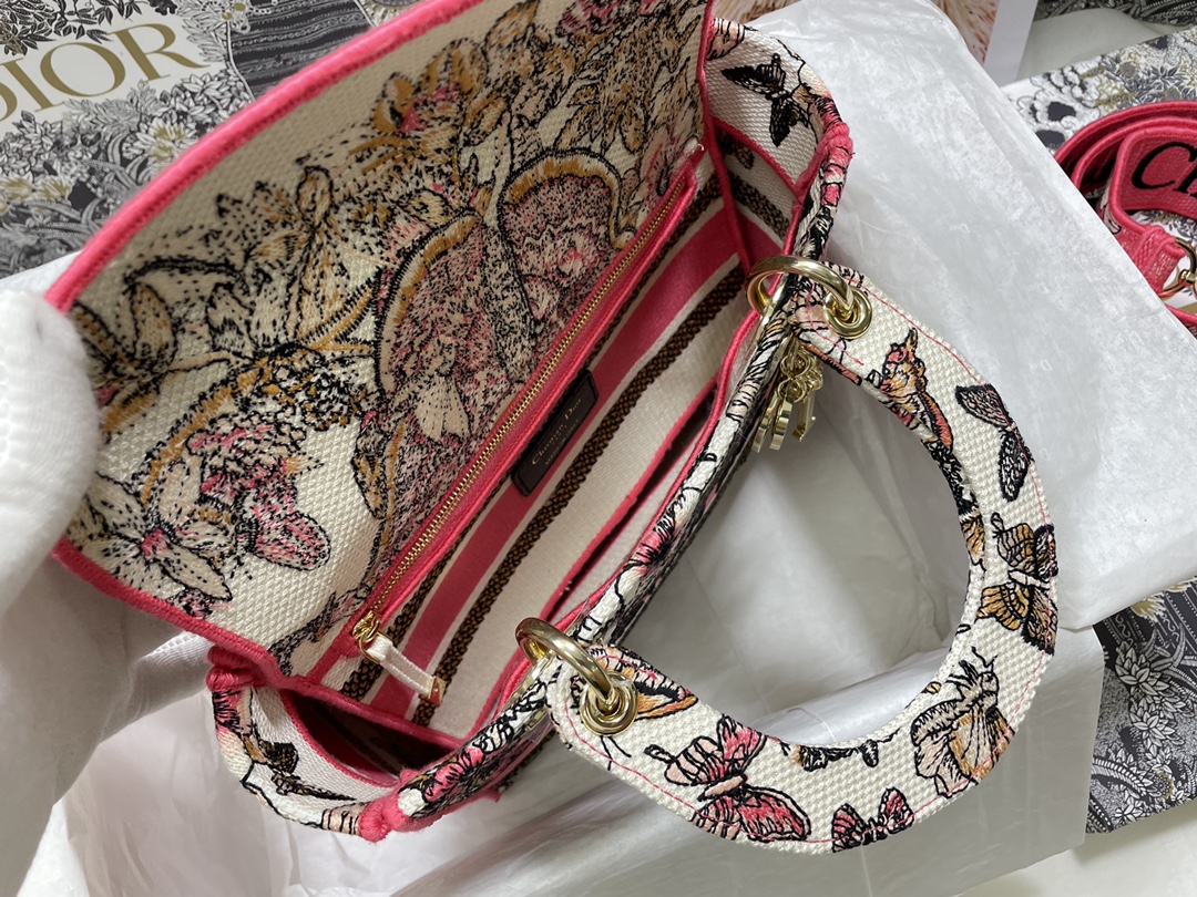 Handbag Dior M0565 size 24*20*11 cm - vstockx