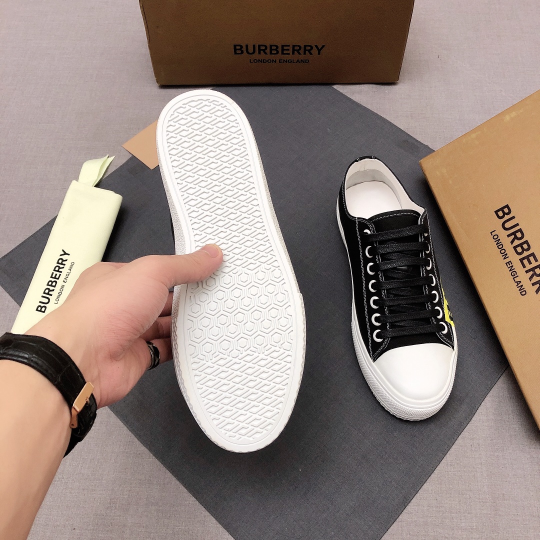 Burberry Perforated Check Sneaker 14 - vstockx