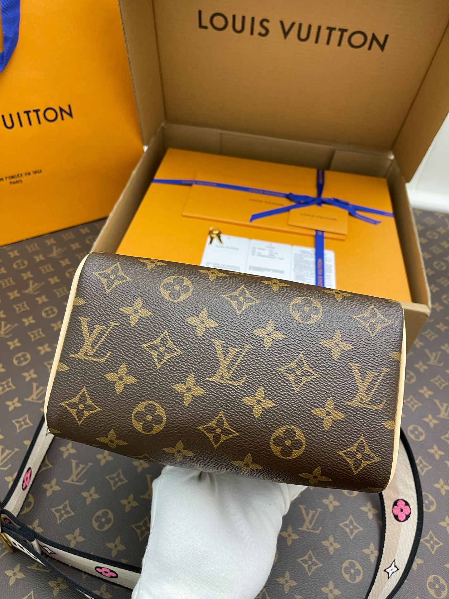 Handbags Louis Vuitton M46234 size:20*13*12 cm - vstockx