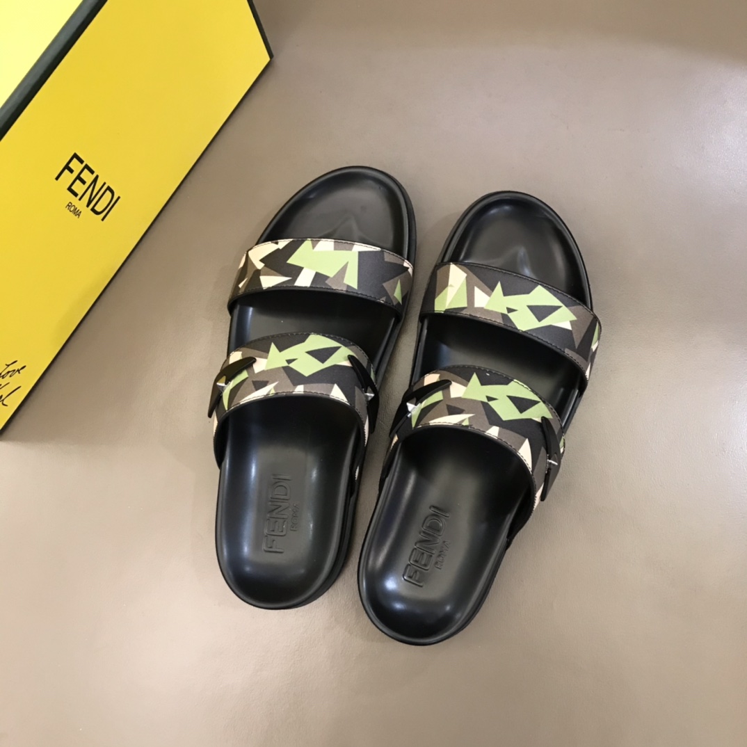 Fendi Slides 18 - vstockx