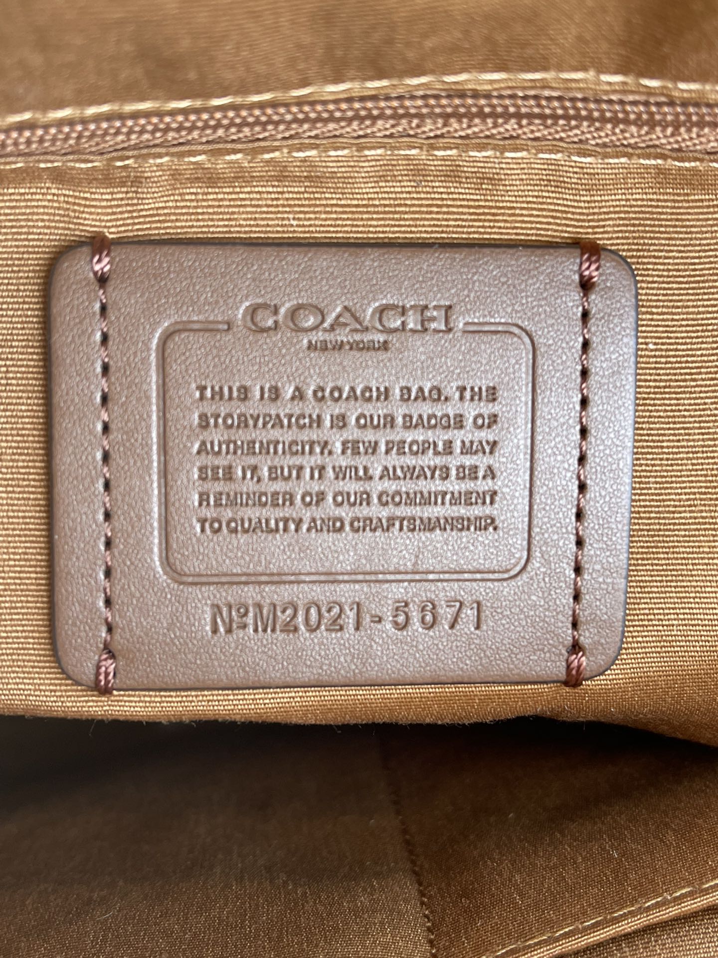 Handbags Coach 5671 size:27*36*13 - vstockx