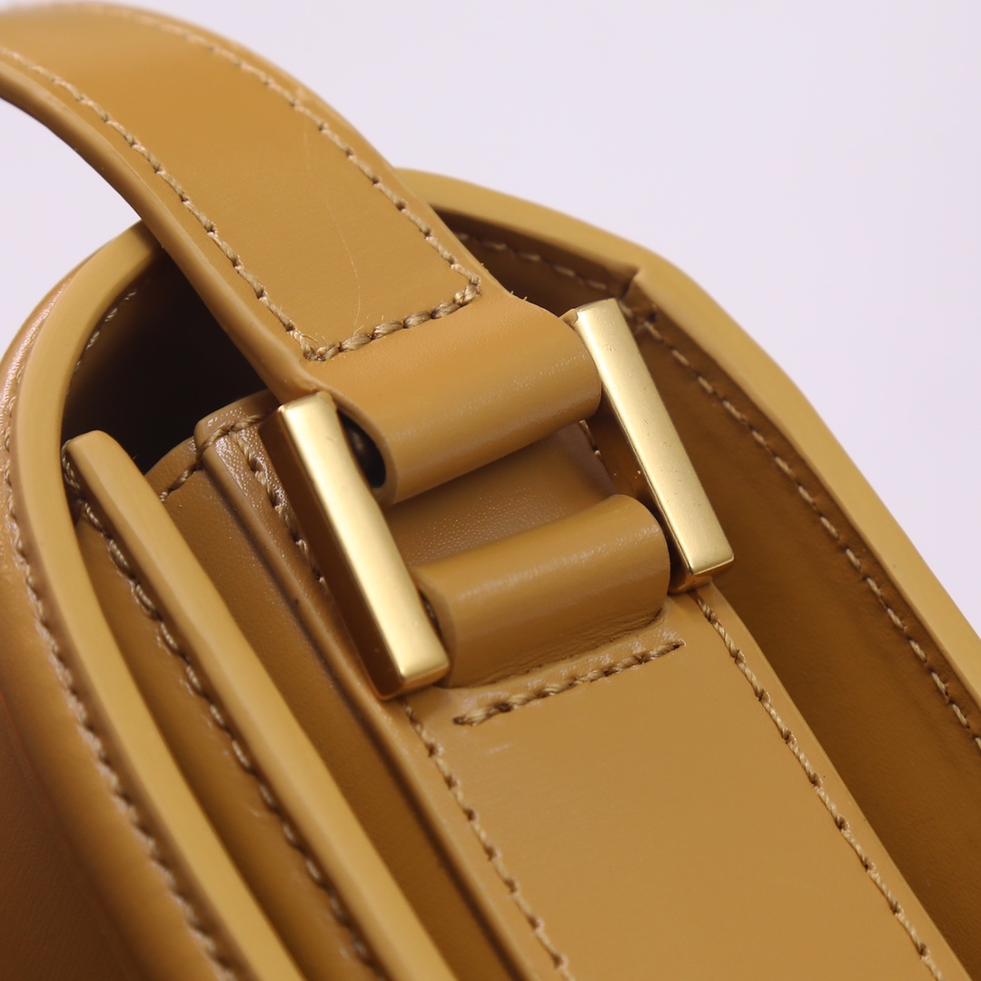 Handbags SAINT LAURENT 634306 size 19x13x5 cm - vstockx