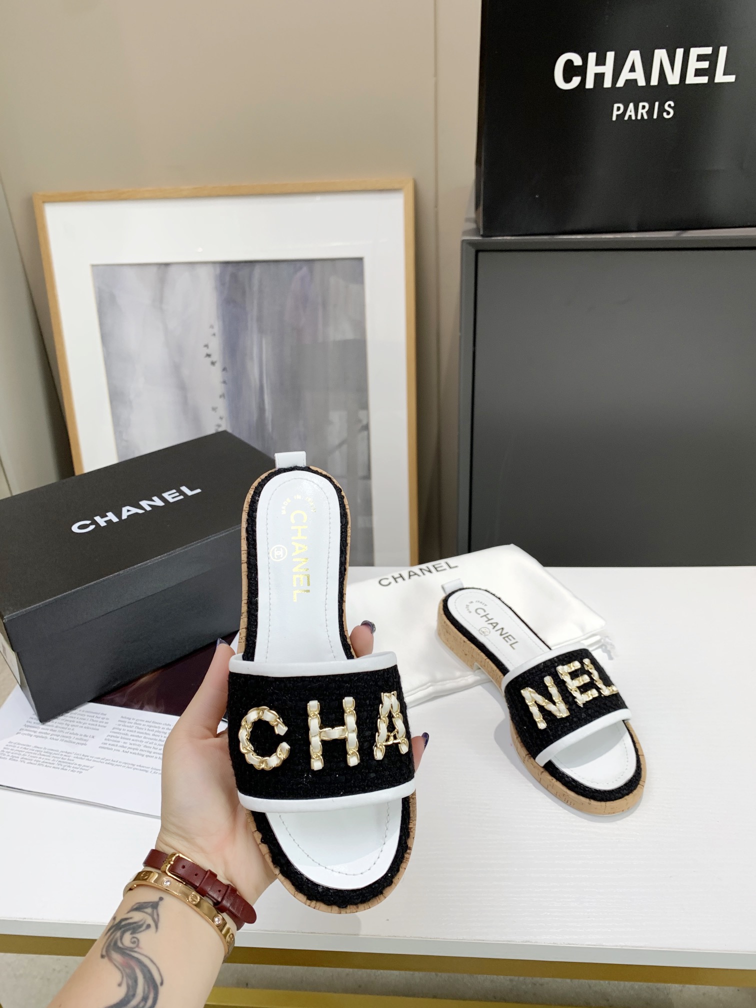 Chanel Slides 20 - vstockx