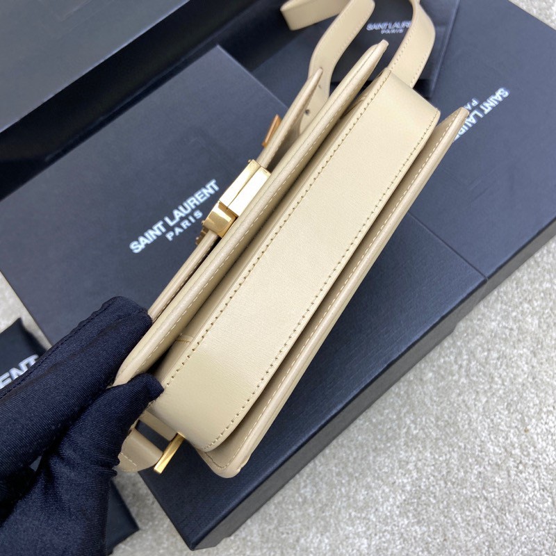 Handbags SAINT LAURENT 635306 size 19*14*6 cm - vstockx