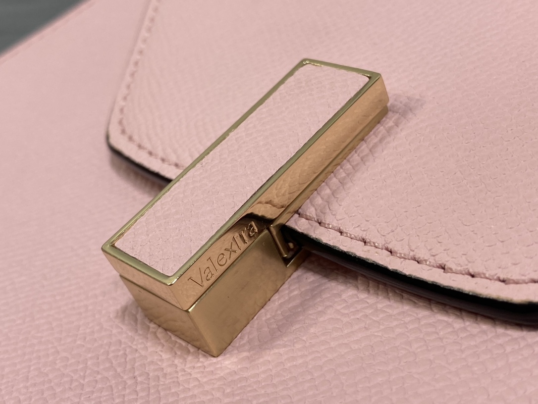 Handbag VALEXTRA size ** - vstockx