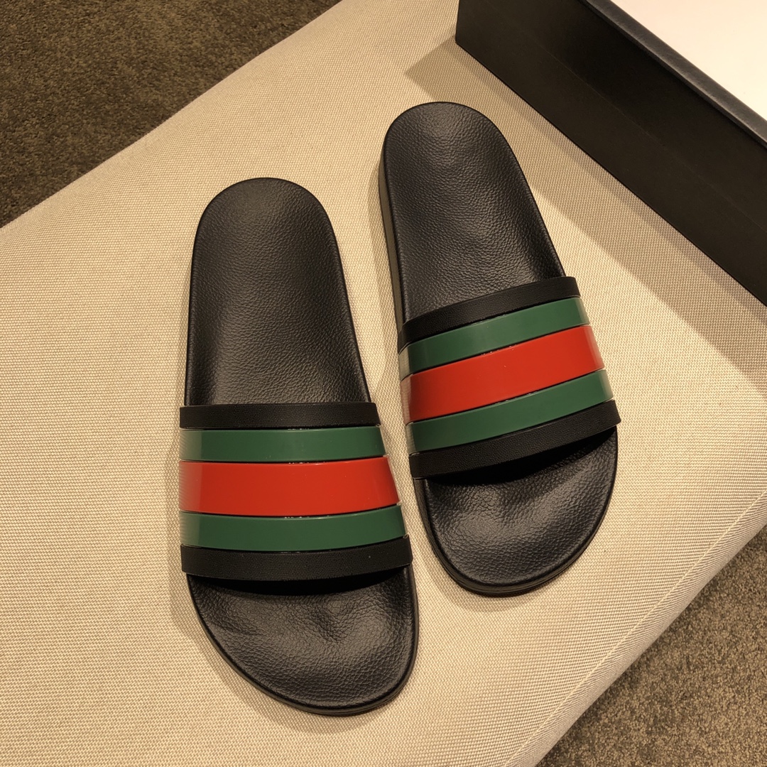 Gucci Slippers 34 - vstockx