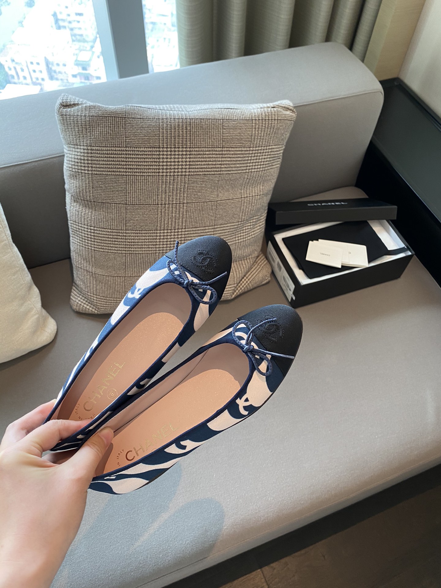 Chanel Ballerinas Fabric & Grosgrain 40 - vstockx