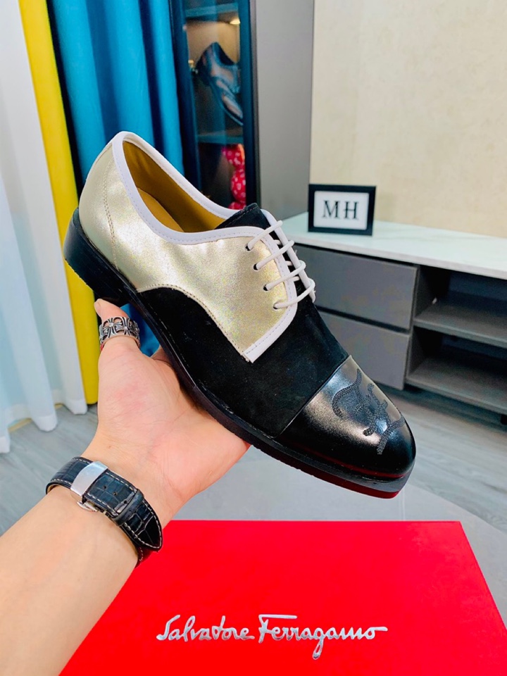 Salvatore Ferragamo Boots 21 - vstockx