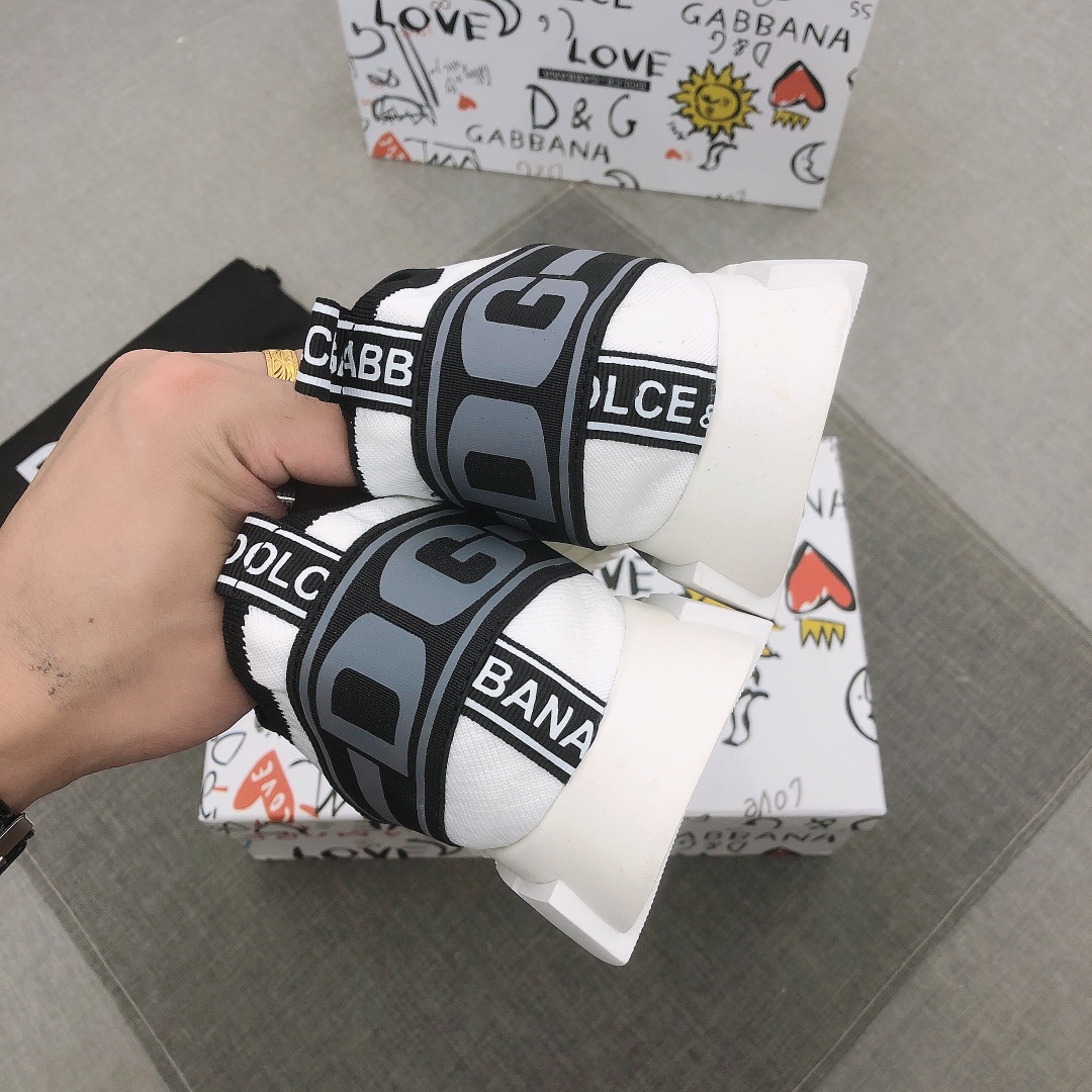 Dolce & Gabbana Sorrento 6 - vstockx