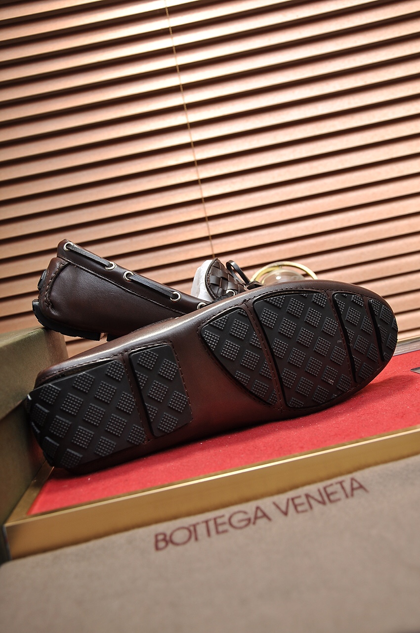 Bottega Veneta Intrecciato Leather Loafers 8 - vstockx
