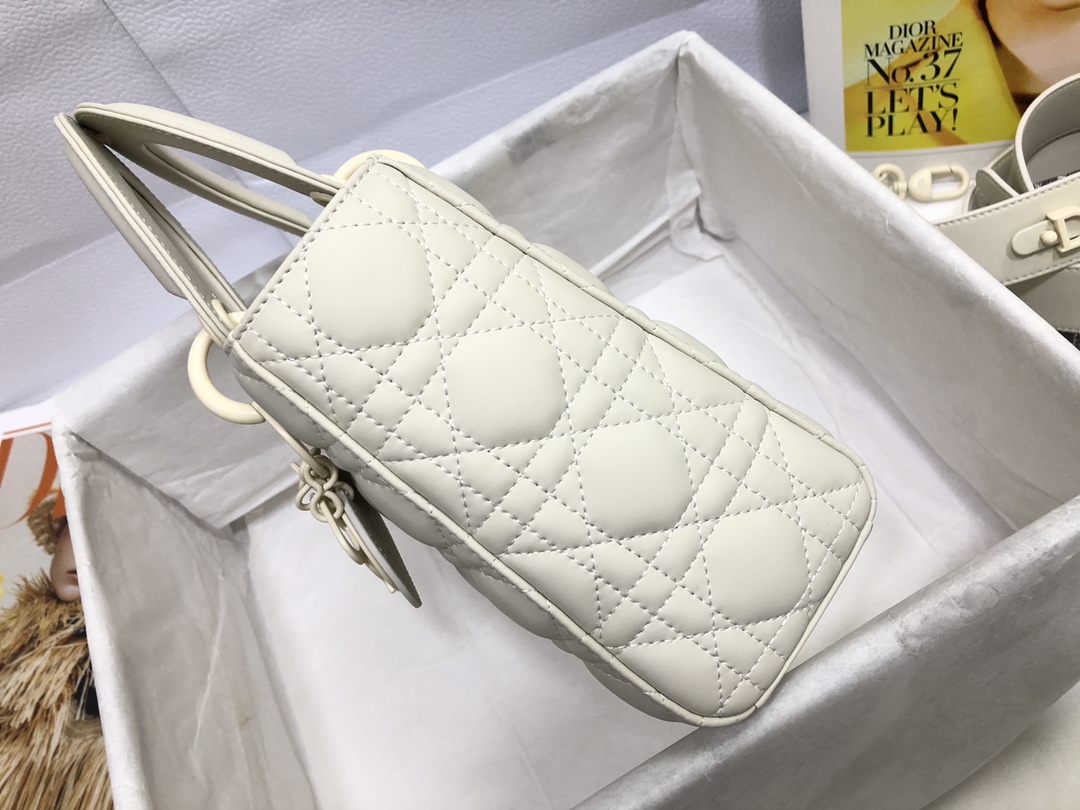 Handbag Dior M0538 size 20*16.5*8 cm - vstockx