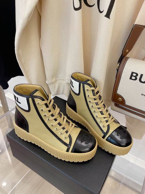 Chanel Platform Sneaker 2 - vstockx