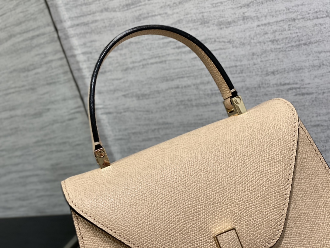 Handbag VALEXTRA size *'* - vstockx