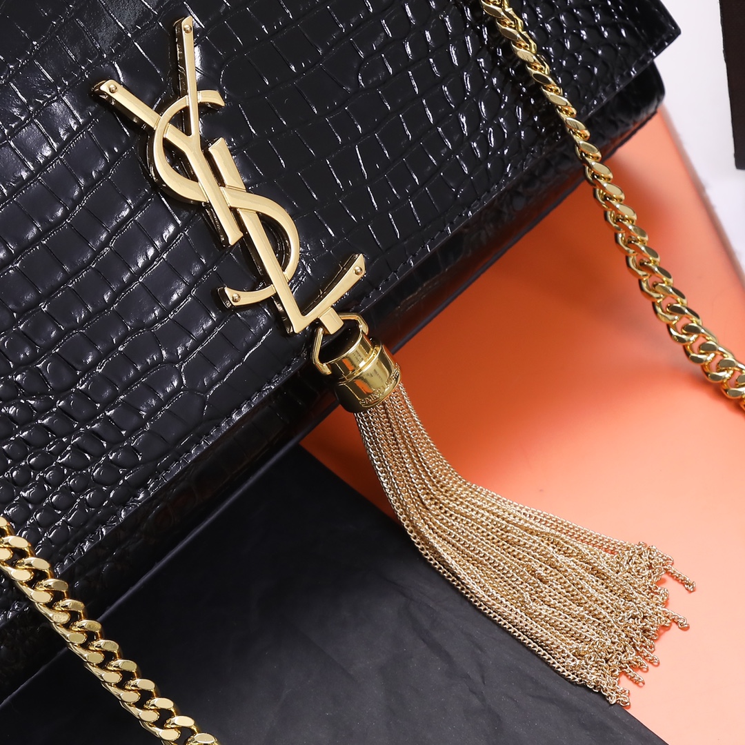 Handbags SAINT LAURENT 354119 size 24x14.5x5 cm - vstockx