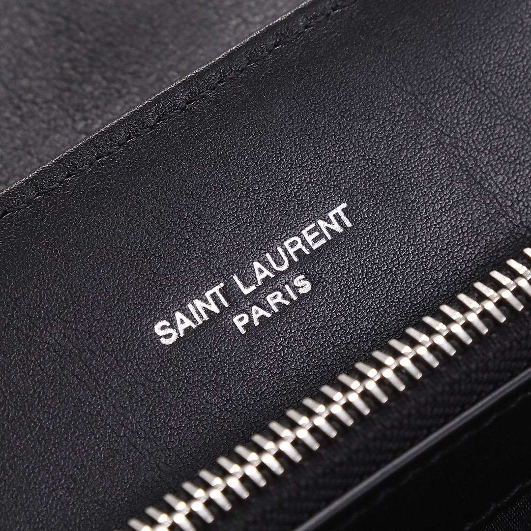 Handbags SAINT LAURENT 487216 size 32  22  11 cm - vstockx