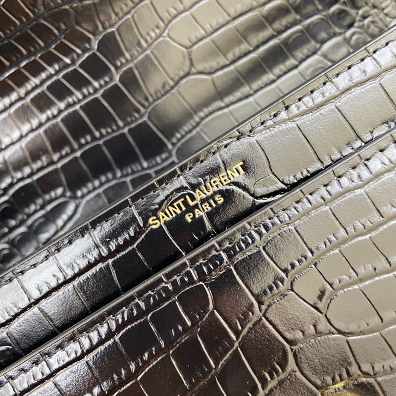 Handbags SAINT LAURENT 442906 size 22x8x16 cm - vstockx