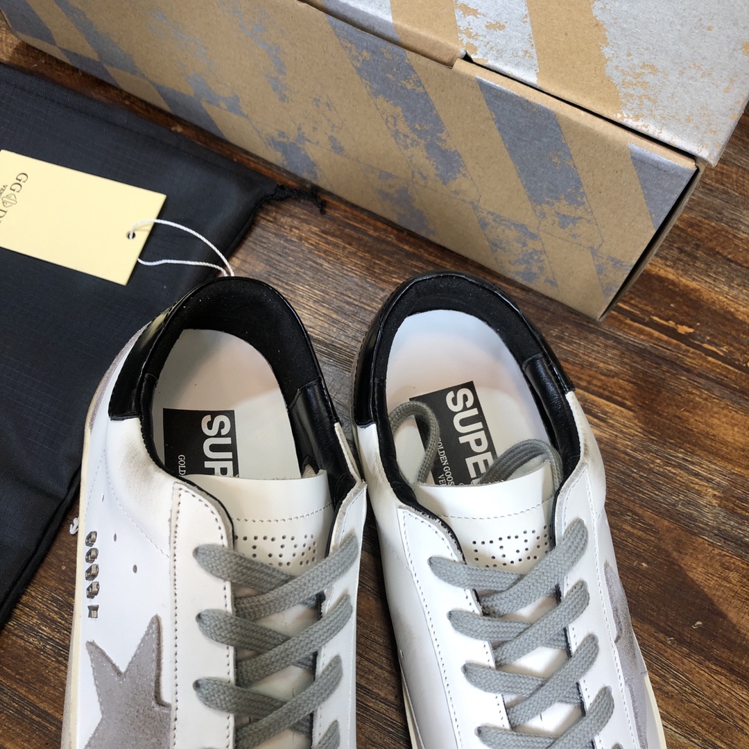 Golden Goose Superstar distressed-finish sneakers 3 - vstockx