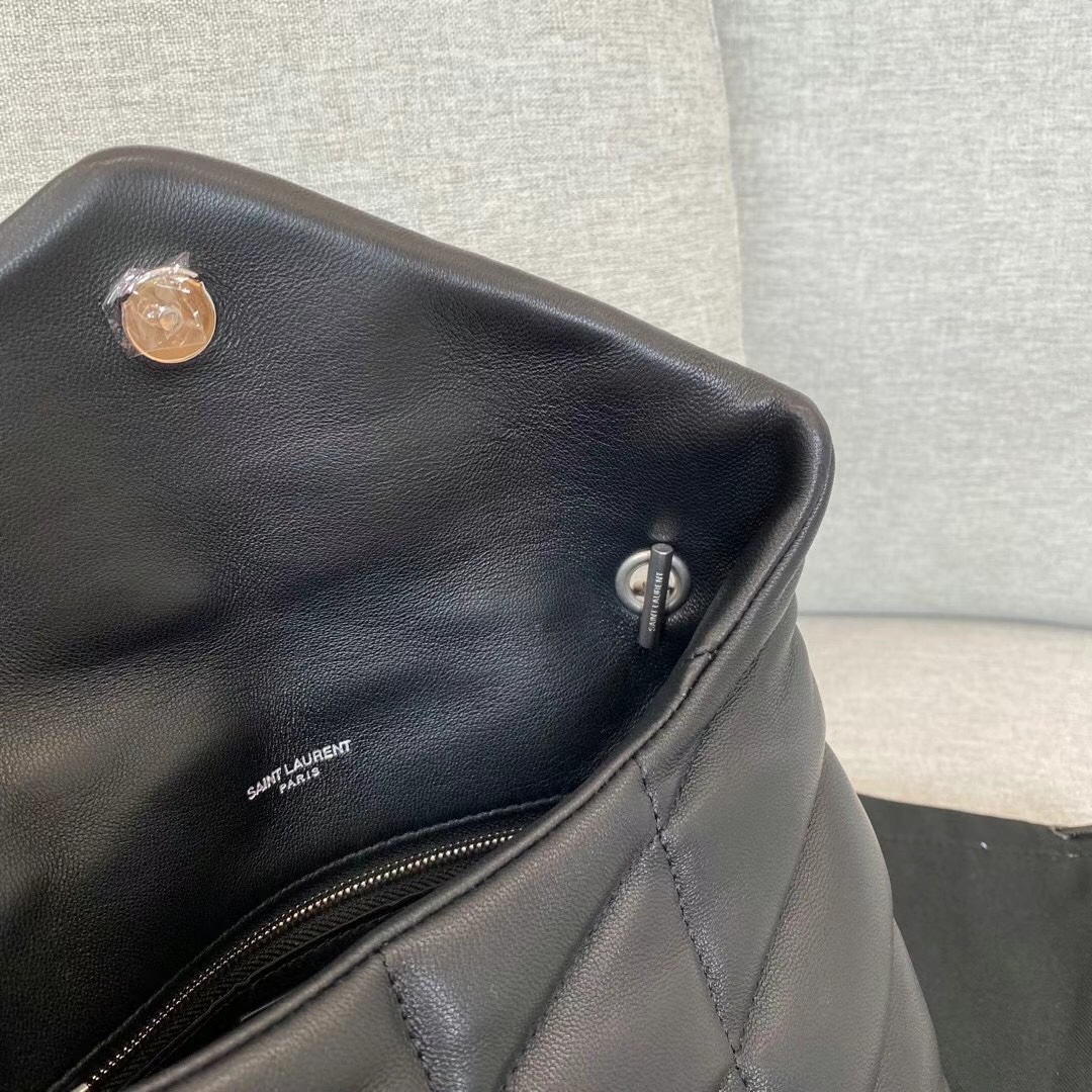 Handbags SAINT LAURENT 620333 size 23  15.5  8.5 cm - vstockx