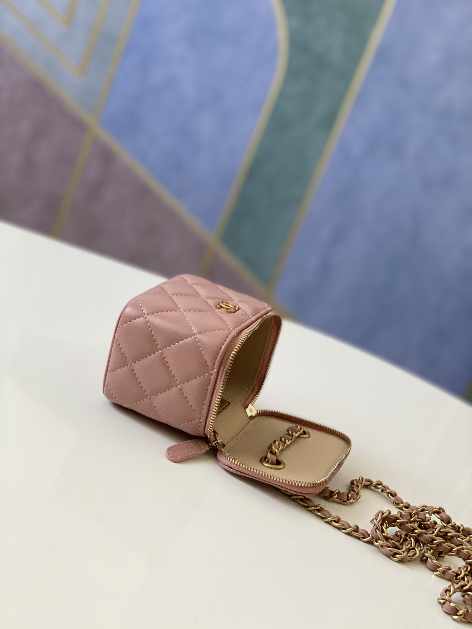 Handbag Chanel 81136 size 10.5 8.5 7 cm - vstockx