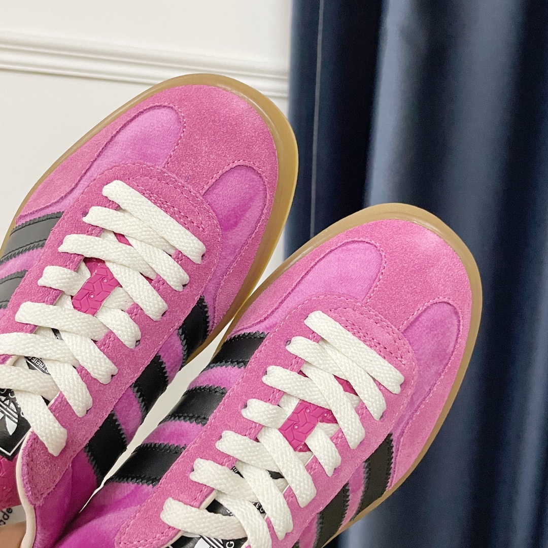 adidas x Gucci Gazelle Sneaker 6 - vstockx