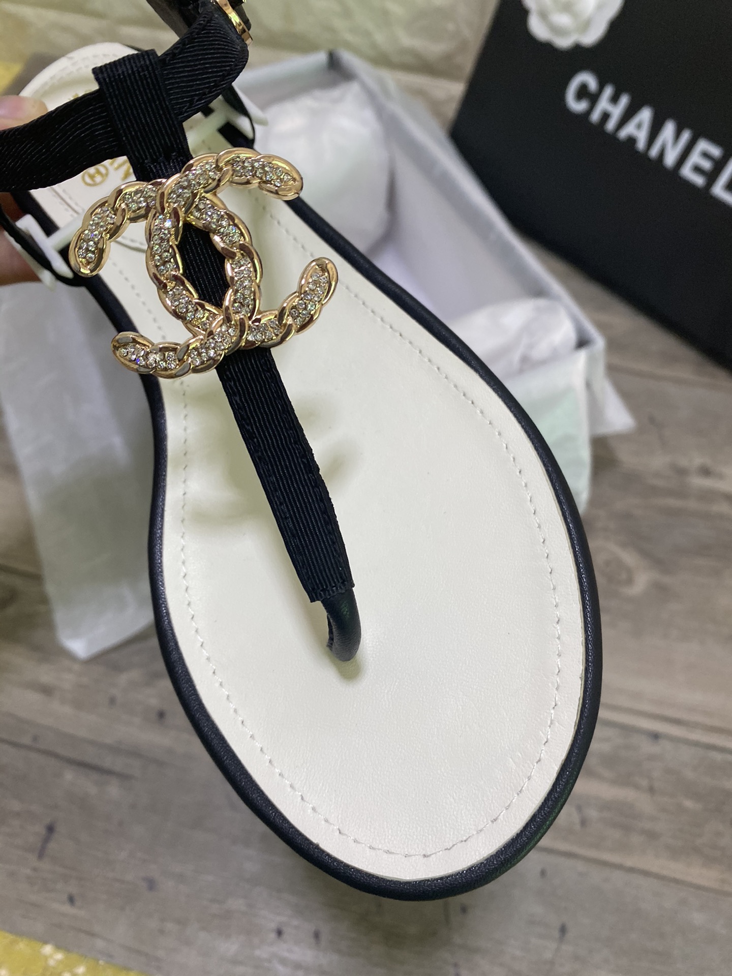 Chanel Slides 45 - vstockx