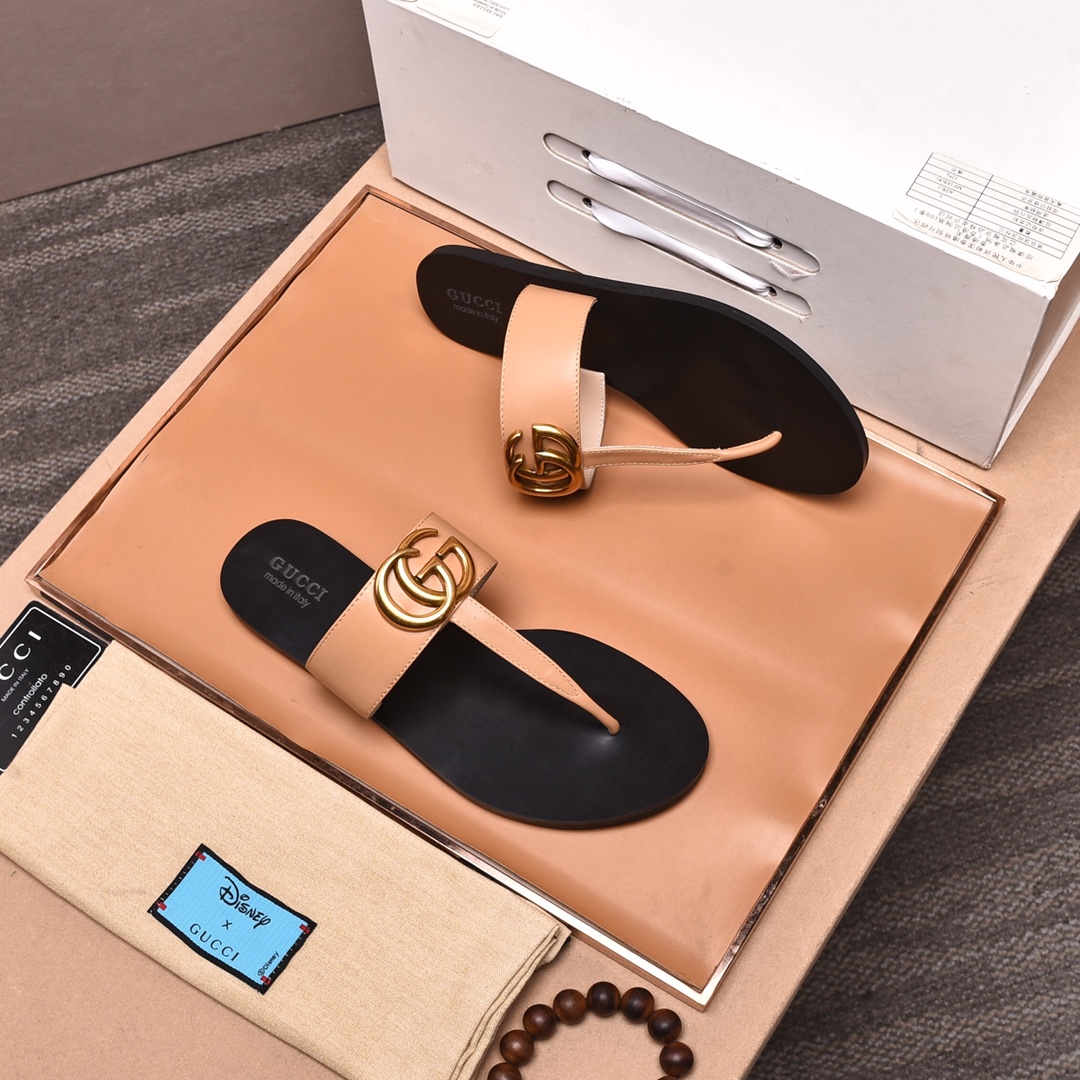 Gucci Slippers 9 - vstockx