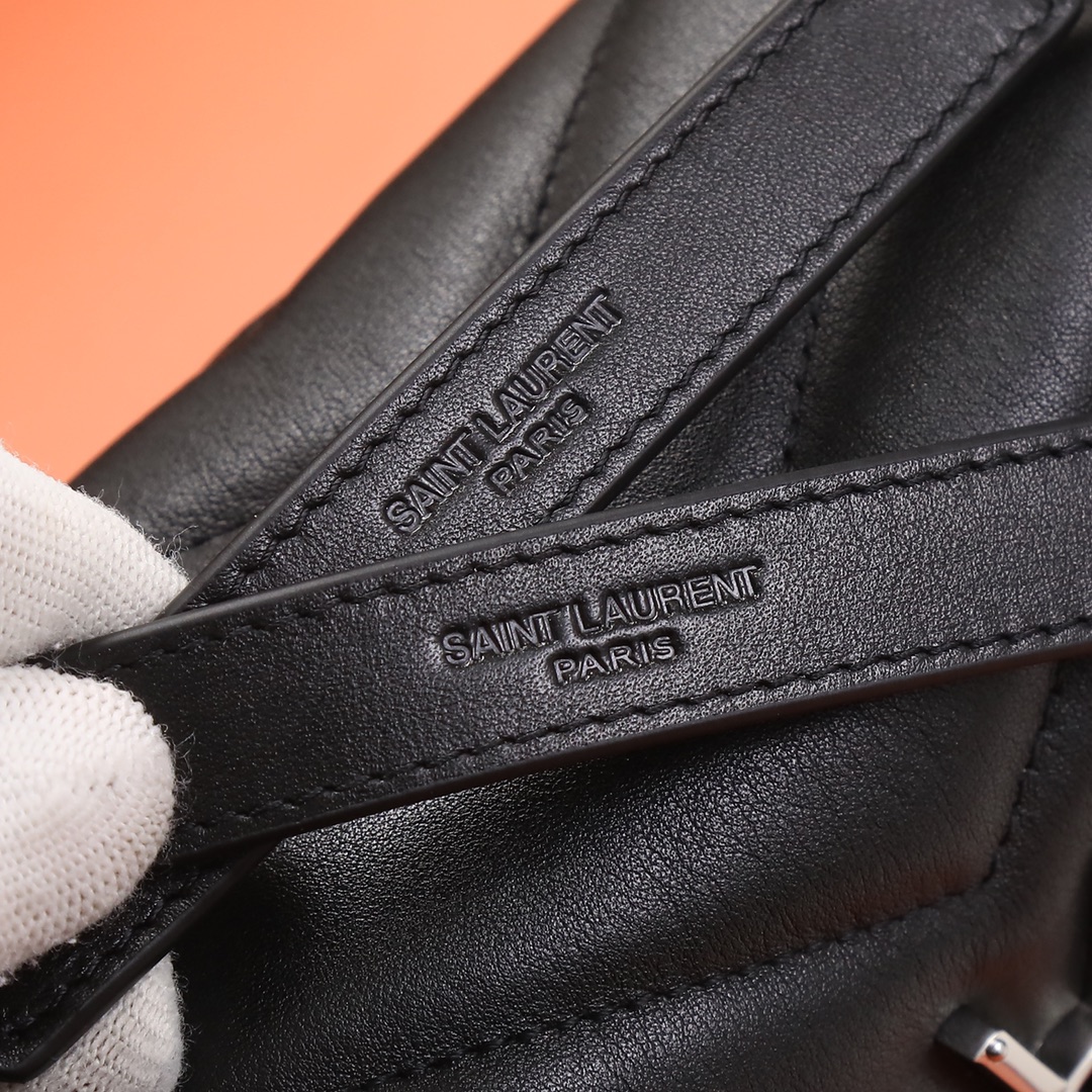 Handbags SAINT LAURENT 494699 size 25  17  9 cm - vstockx